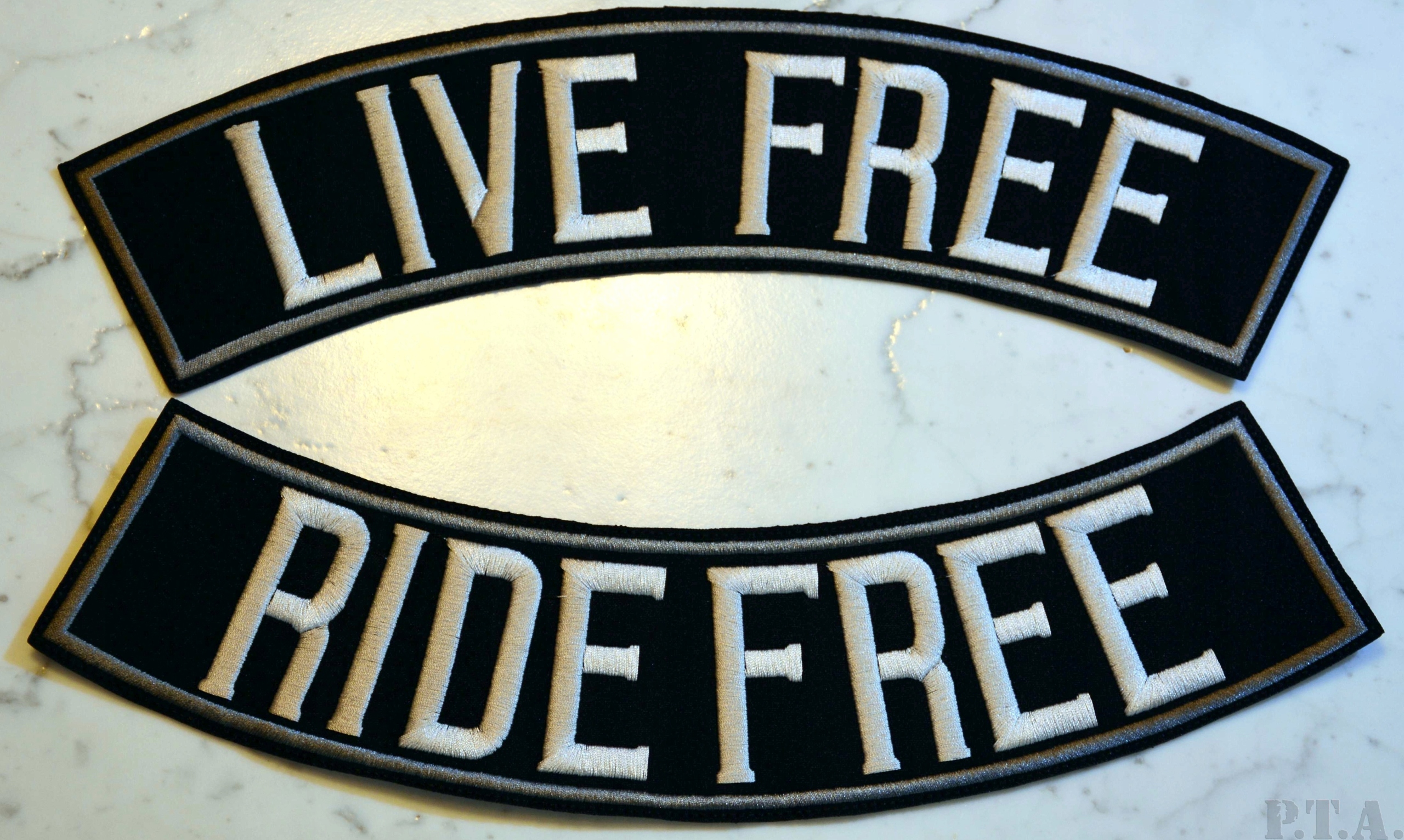 2x LIVE FREE RIDE FREE Rocker Szarfa Góra i Dół - Naszywka termo XL