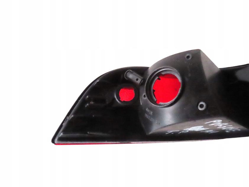 LAMPA TYLNA PRAWA PORSCHE 911 1995-1998 ROK 99363141400 Strona zabudowy prawa