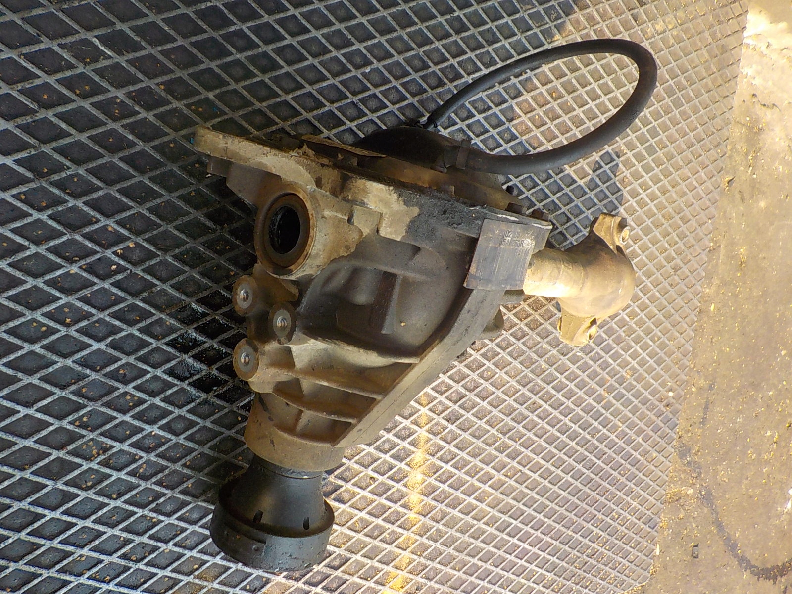 JEEP CHEROKEE KJ 2.5 CRD 4X4 diff differential front front P52114355AB 3.55