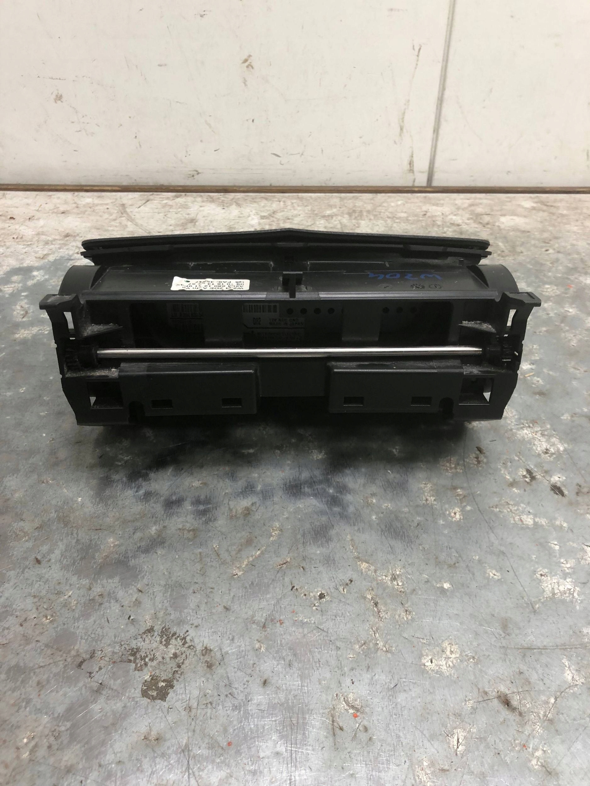 Display MERCEDES W204 A2048205497