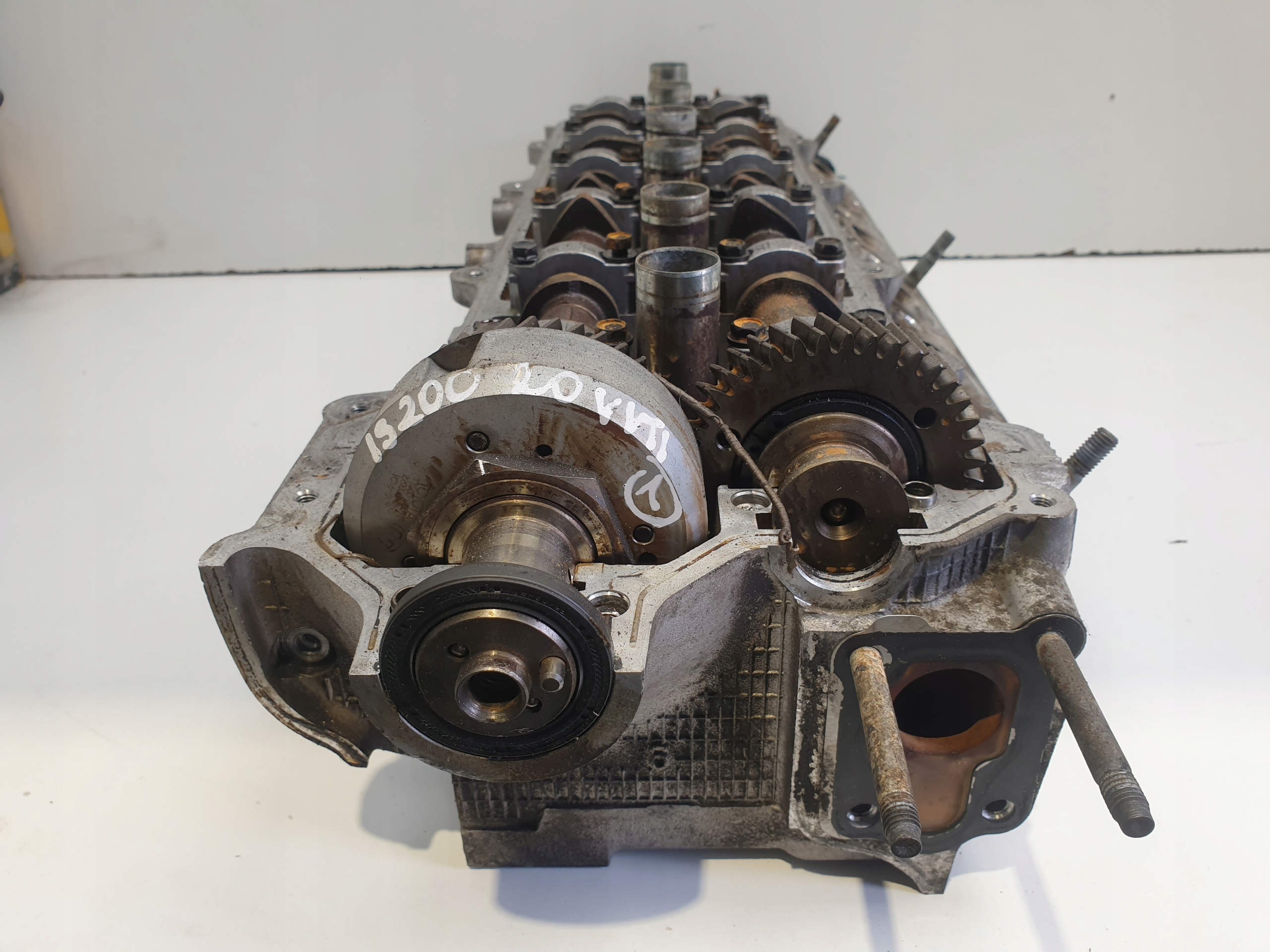 Lexus IS 200 IS200 2.0 B VVTi GŁOWICA CYLINDRÓW Typ samochodu Samochody osobowe