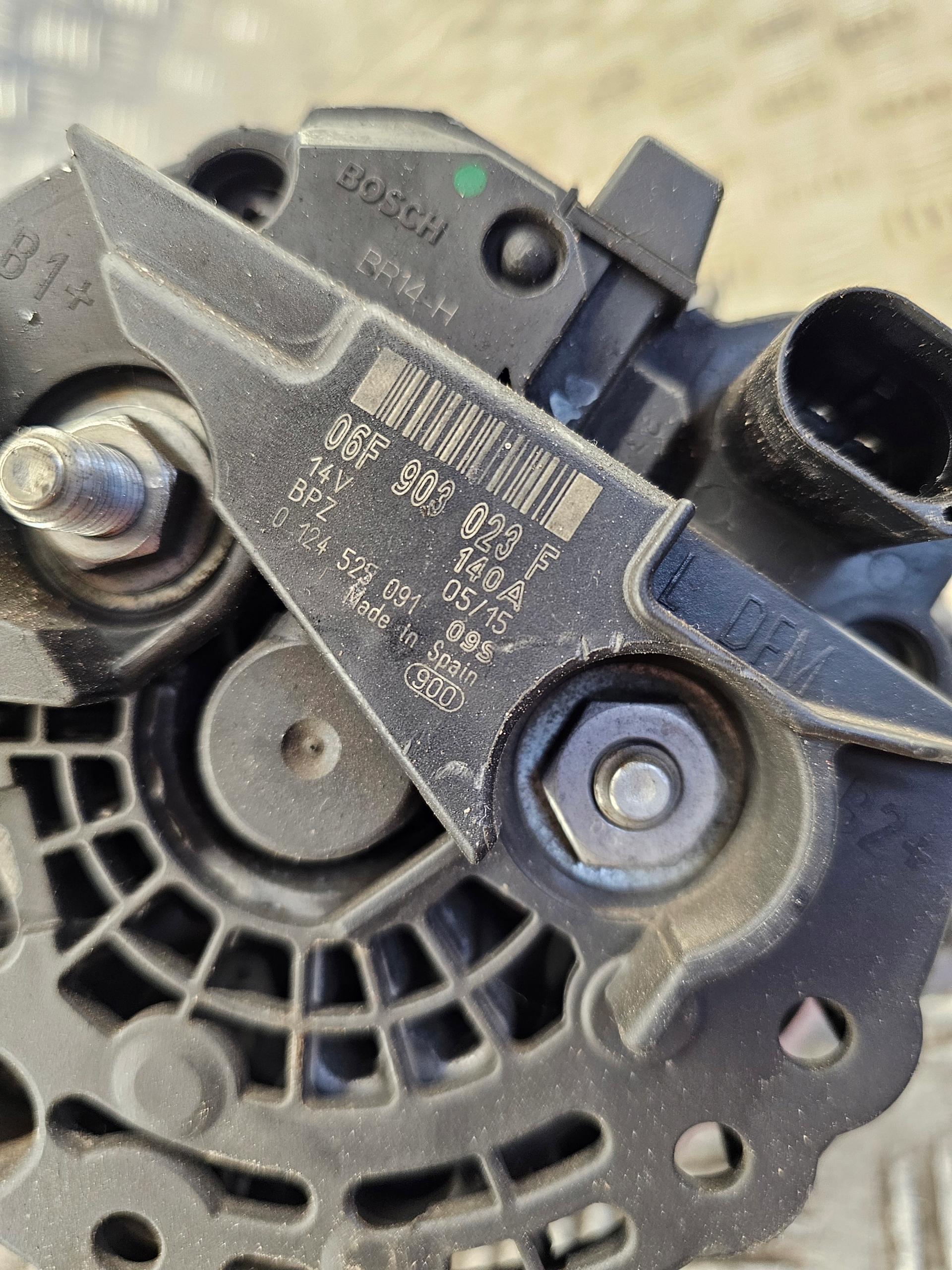 ALTERNATOR 140 A AUDI VW SKODA SEAT 06F903023F