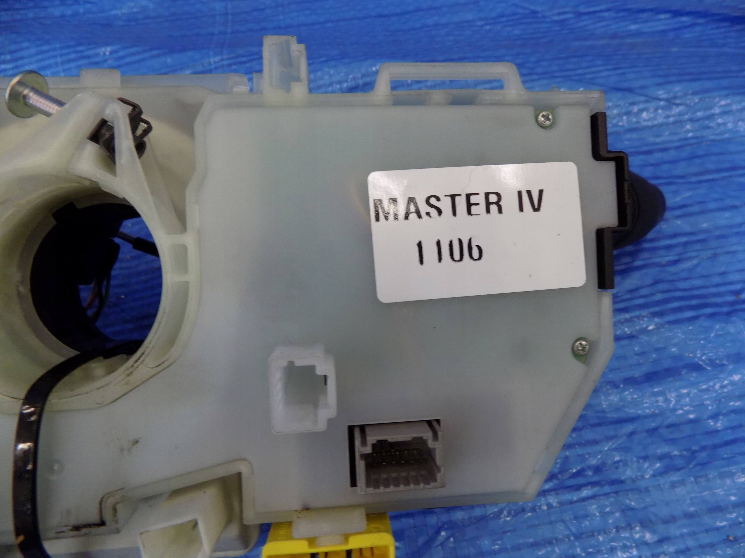 steering wheel levers and controls ring RENAULT MASTER III LIFT IV 2,3DCI 150KM 2020R