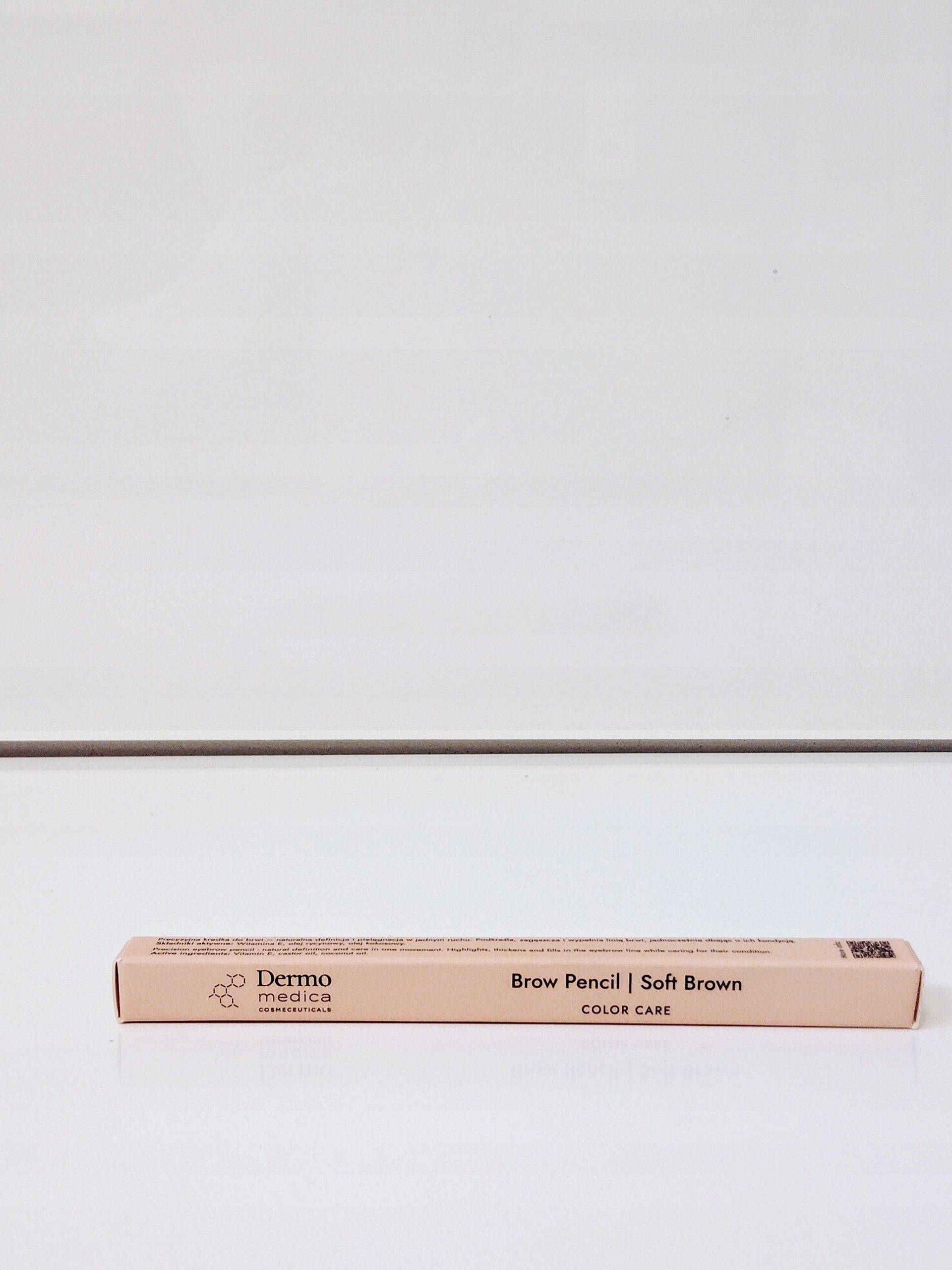 Dermomedica Brow Pencil Soft Brown – tužka na obočí 0,2 g