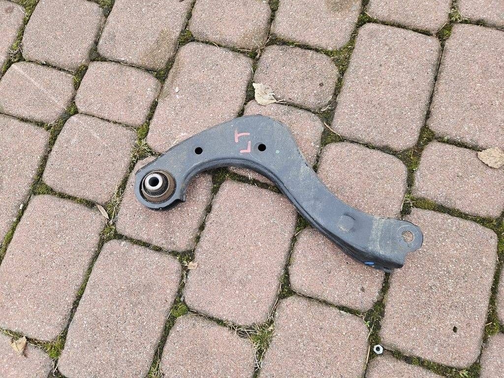 arm rear part rear springing springing sedan left Toyota Corolla E210 E21