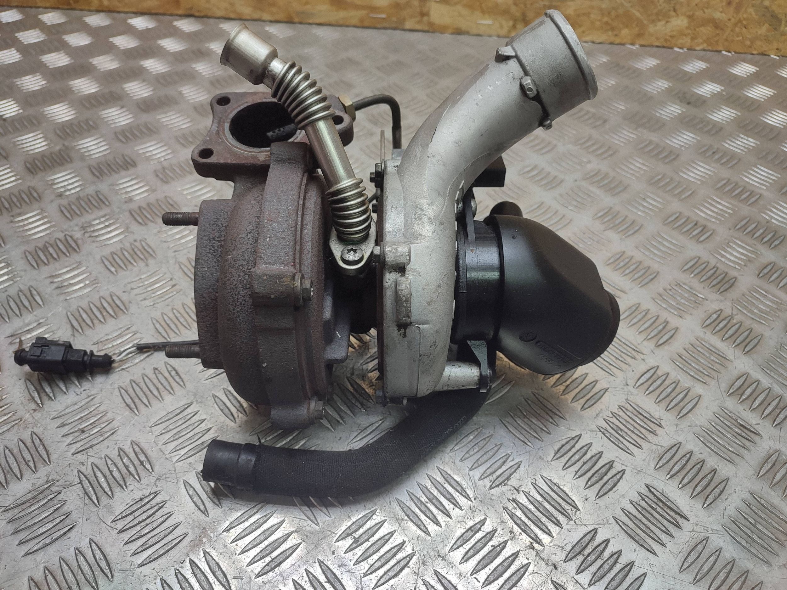 Turbo turbina Régulateur Audi Q7 4L 3.0 TDI 2006