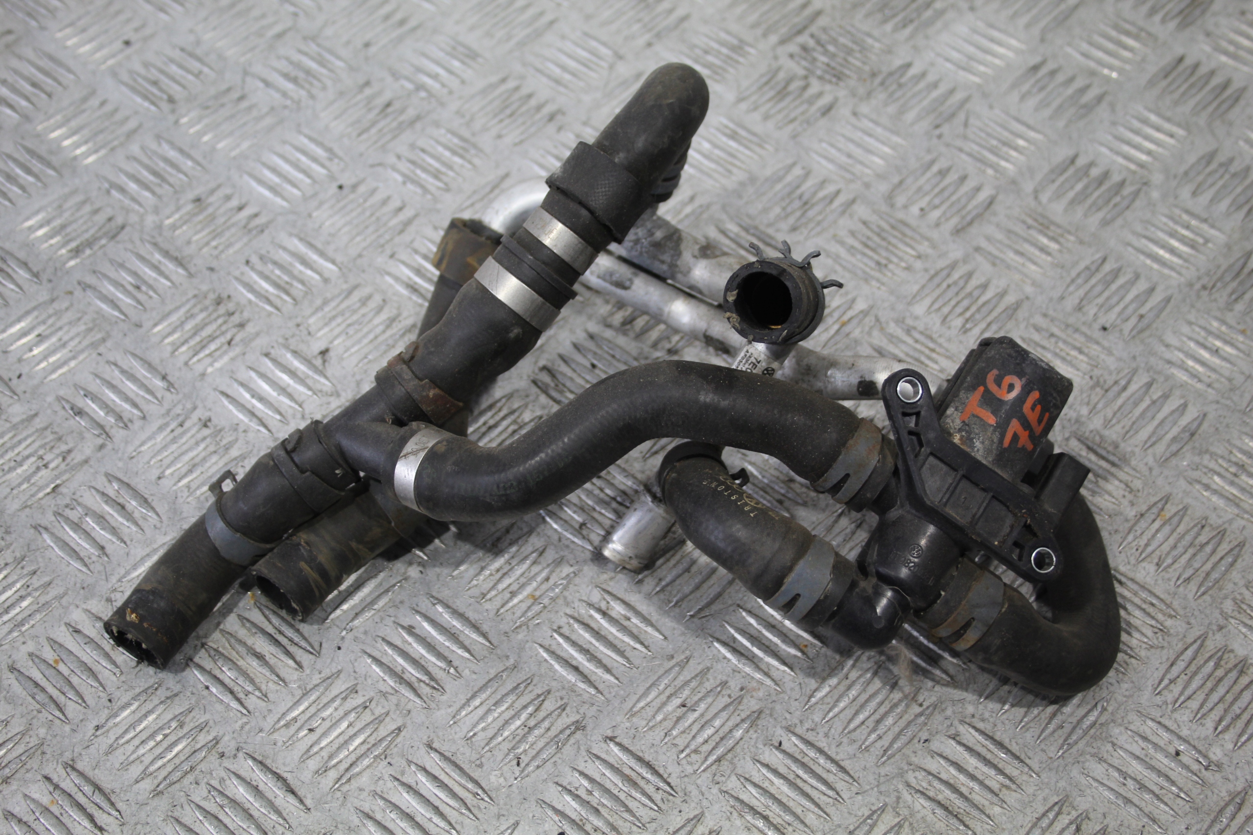 POMPA D’ACQUA MULTIVAN T6 7E5 1T0820036D