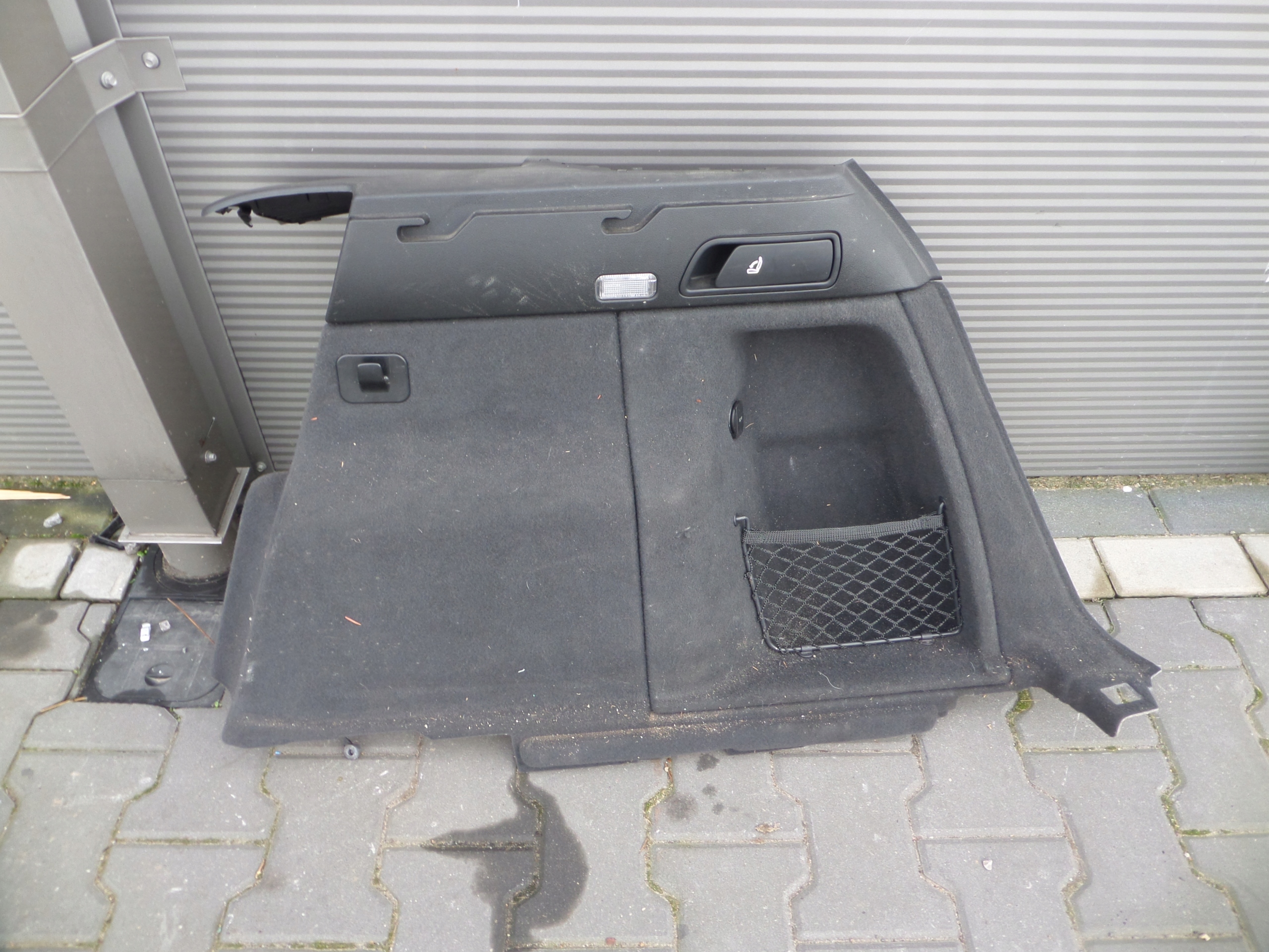 boot upholstery right 8R0863880F AUDI Q5 8R0