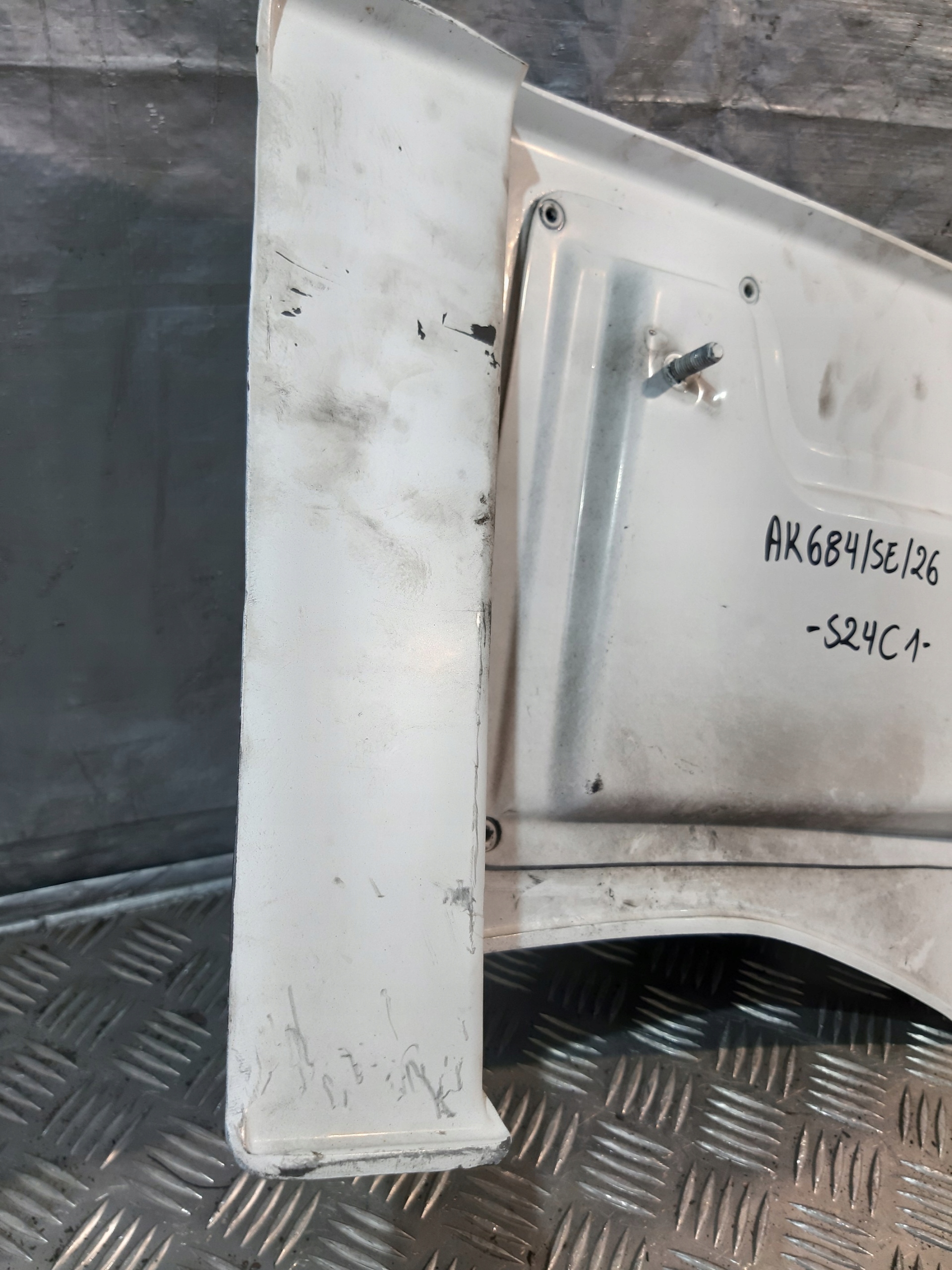 spoiler side right upper MERCEDES ACTROS MP4