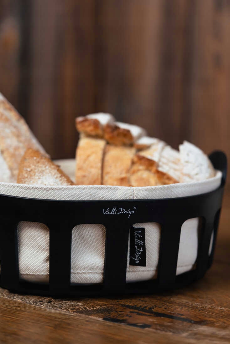 KOSZYK NA PIECZYWO Z WKŁADEM LIVIO VIALLI DESIGN Długość (dłuższy bok) 24 cm