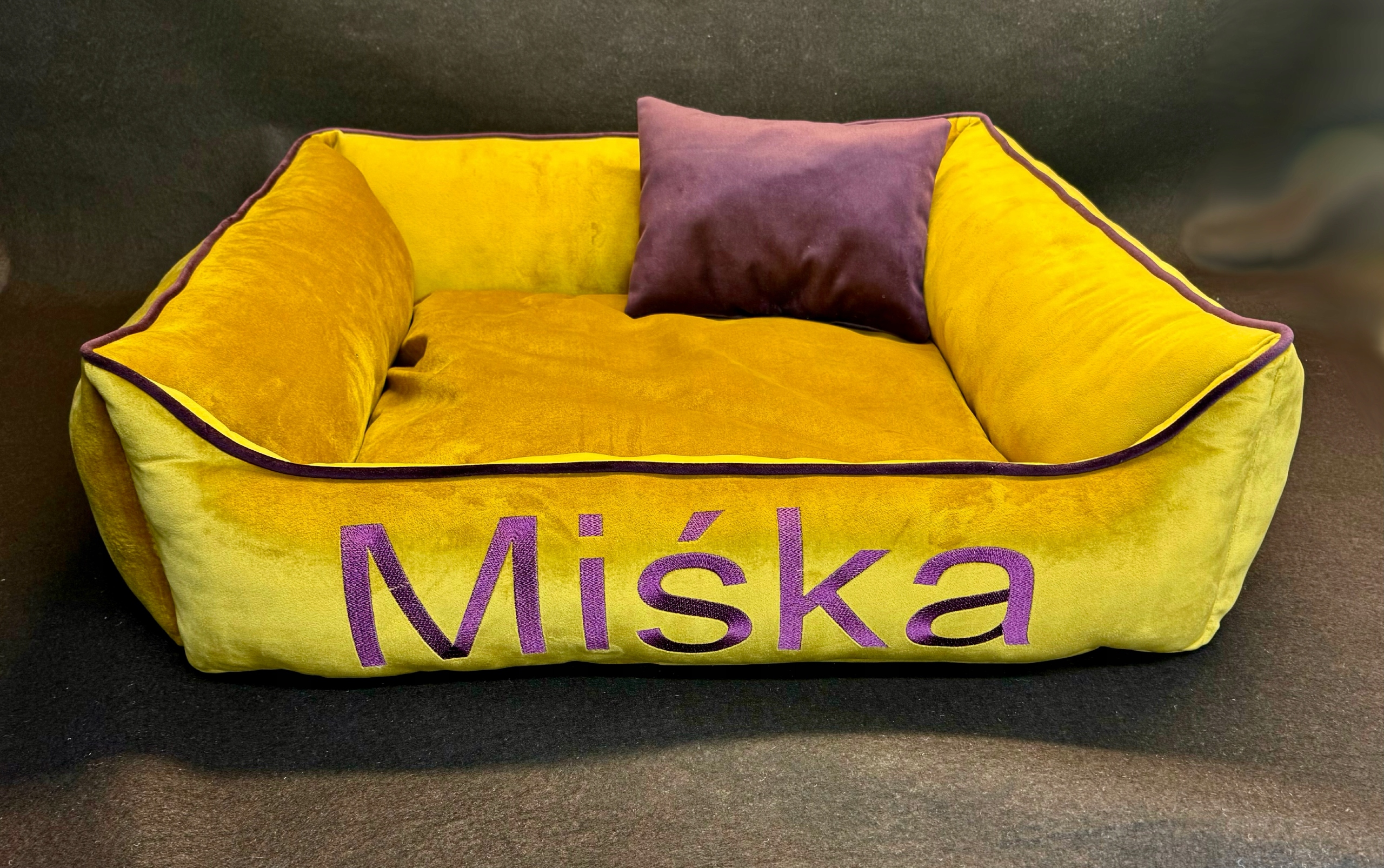 Levně Pelíšek pro psa velikost M