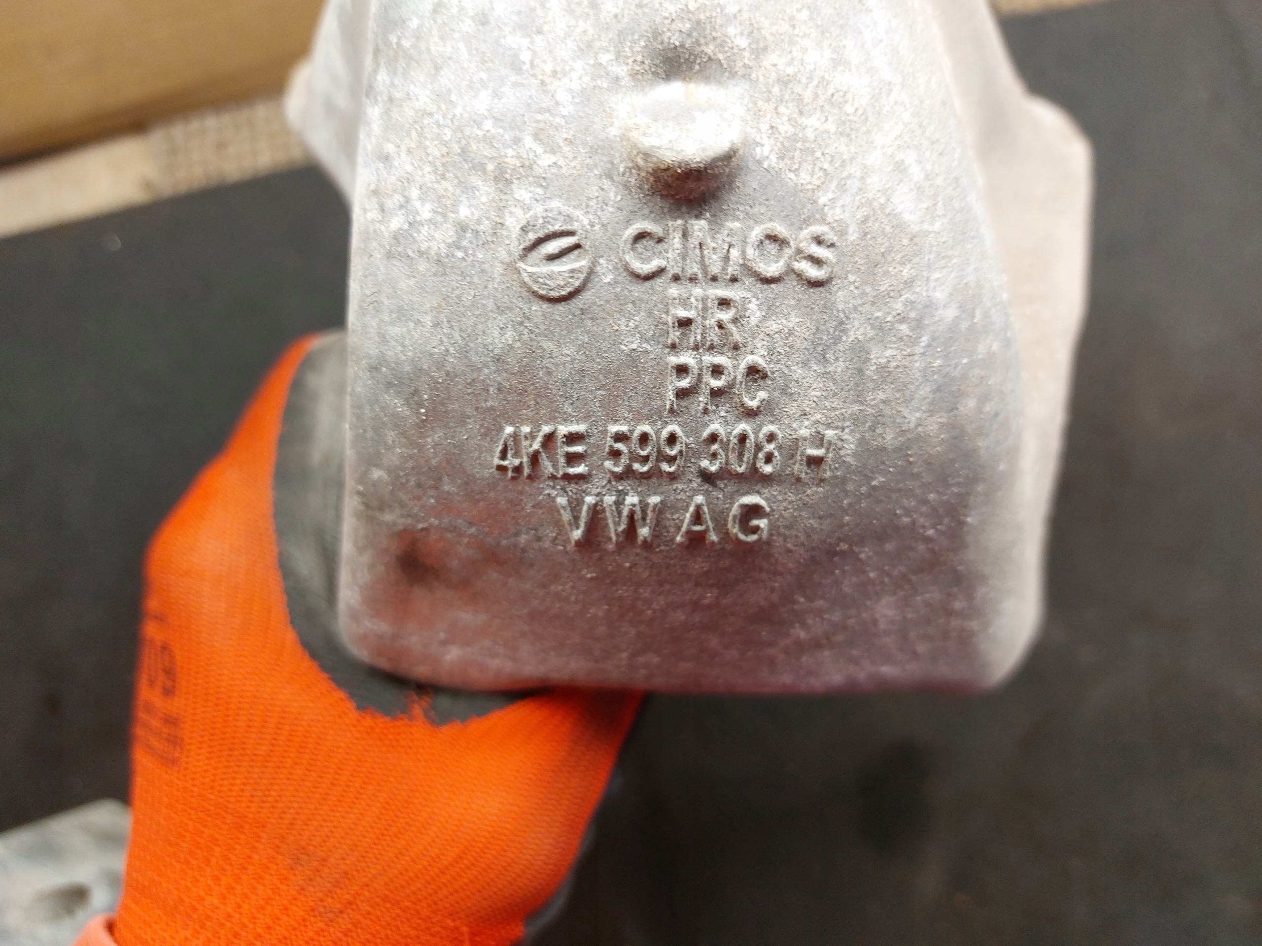 engine mount right AUDI E-TRON