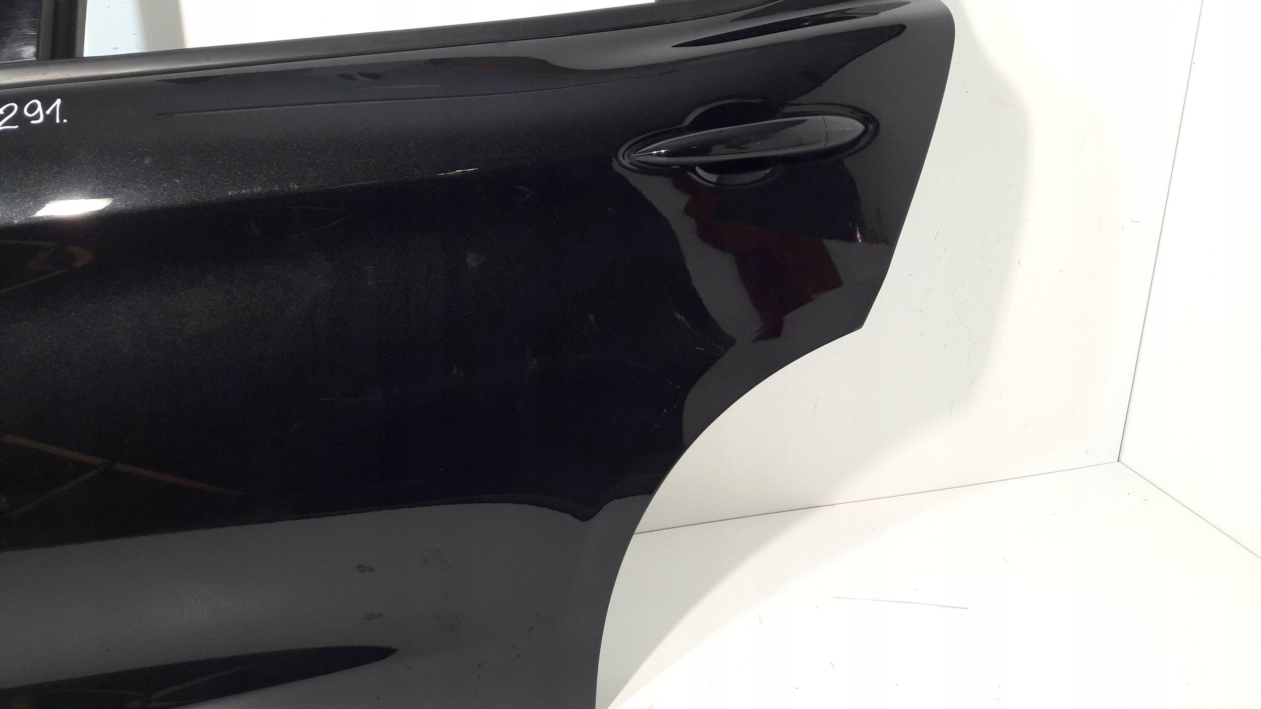 Alfa Romeo Stelvio Tür hinten