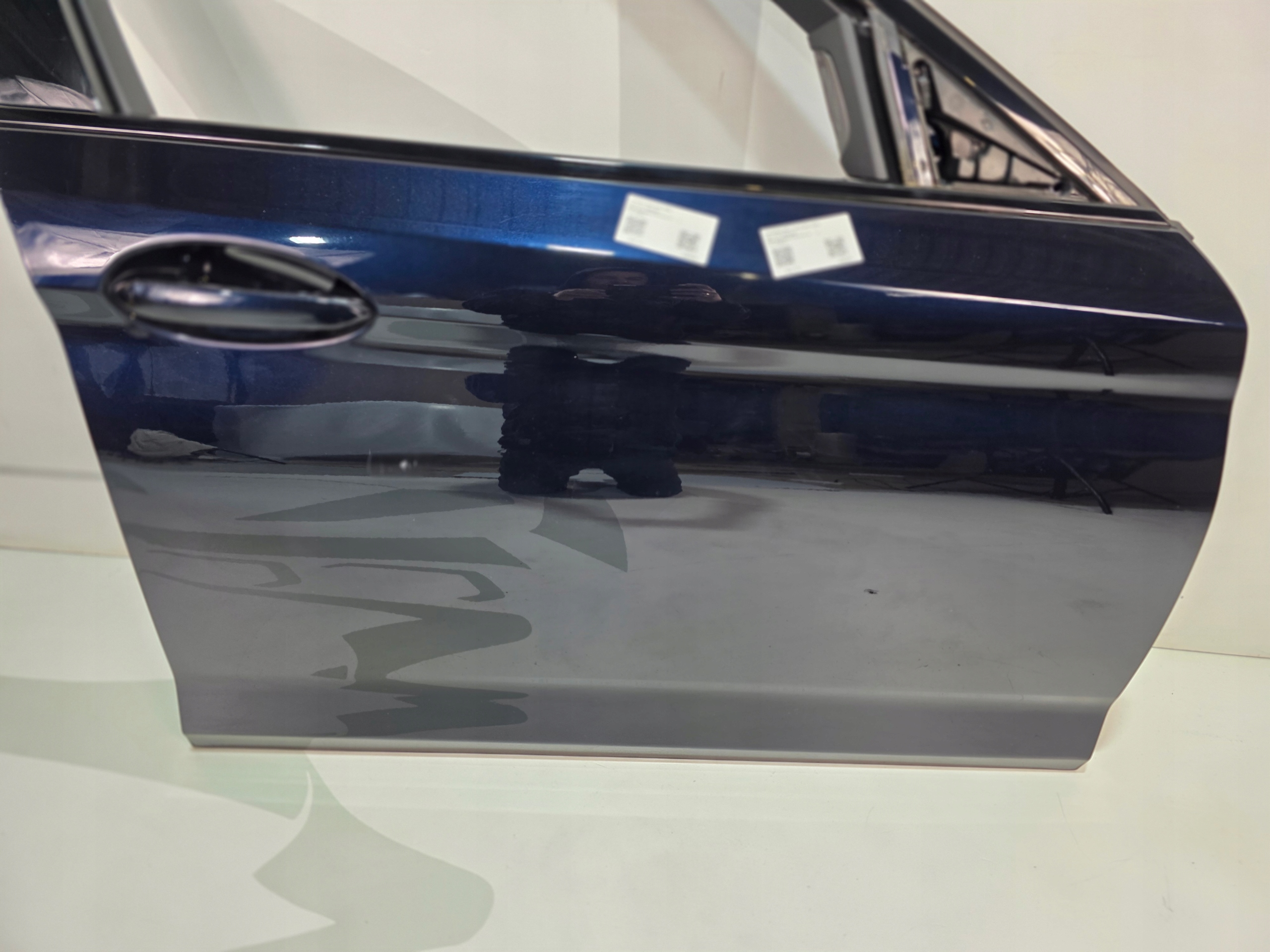 door right front BMW 5 G30 LCI 416 CARBONSCHWARZ
