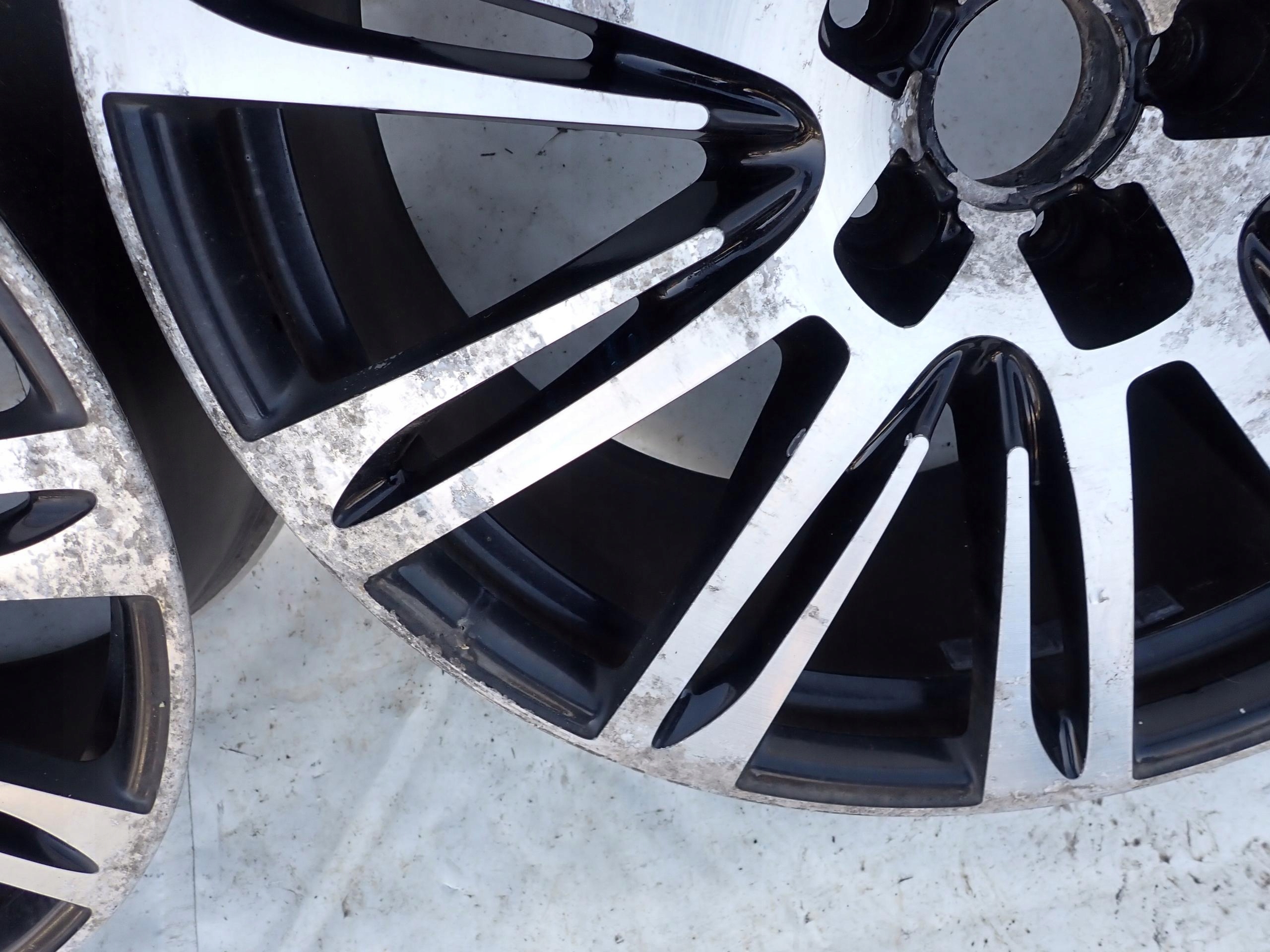 AUDI A8 D4 4H disk hliníkový 9JX20 20" ET37