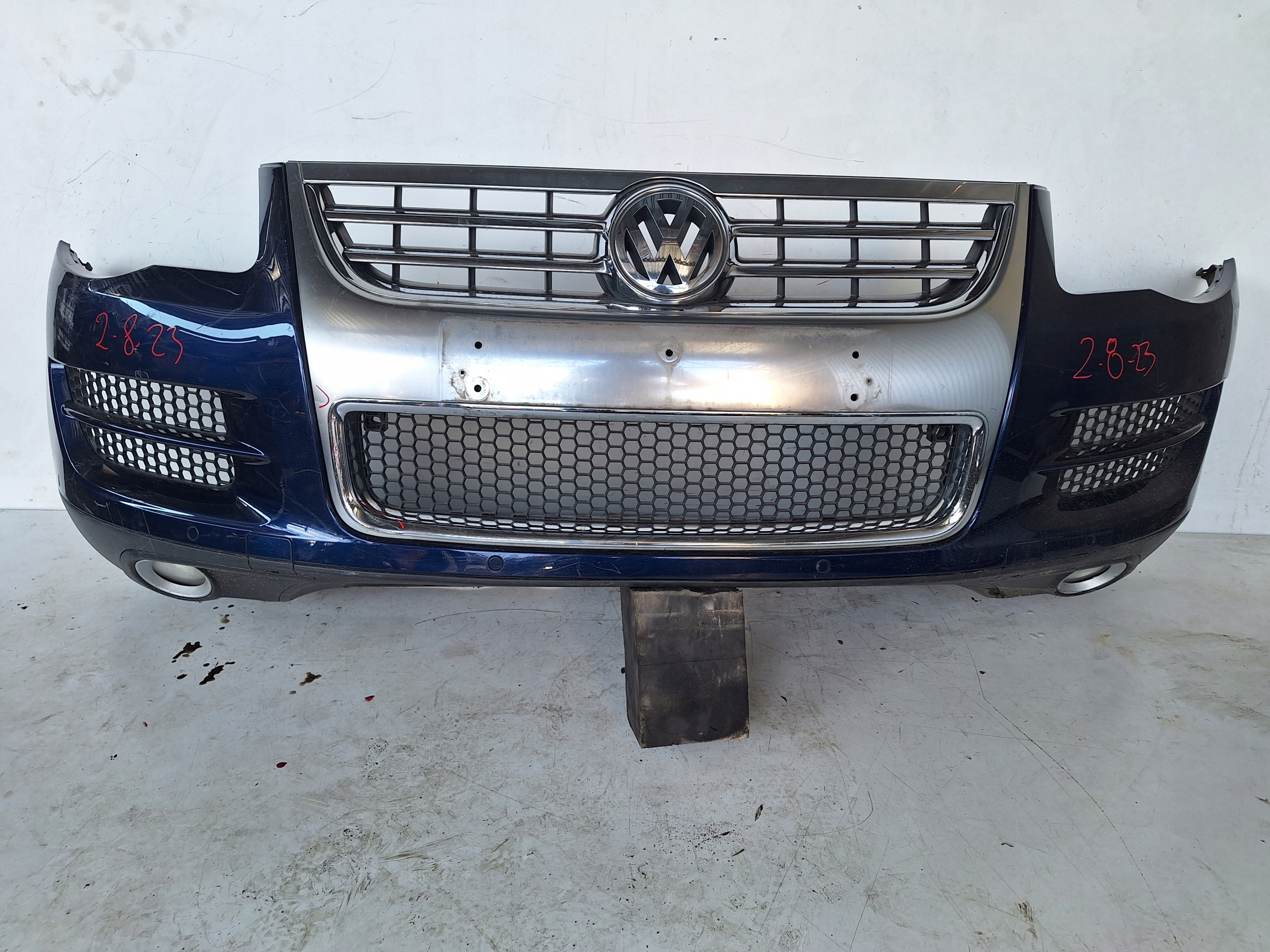 VOLKSWAGEN TOUAREG 7L LIFT 06-10 bumper PDC