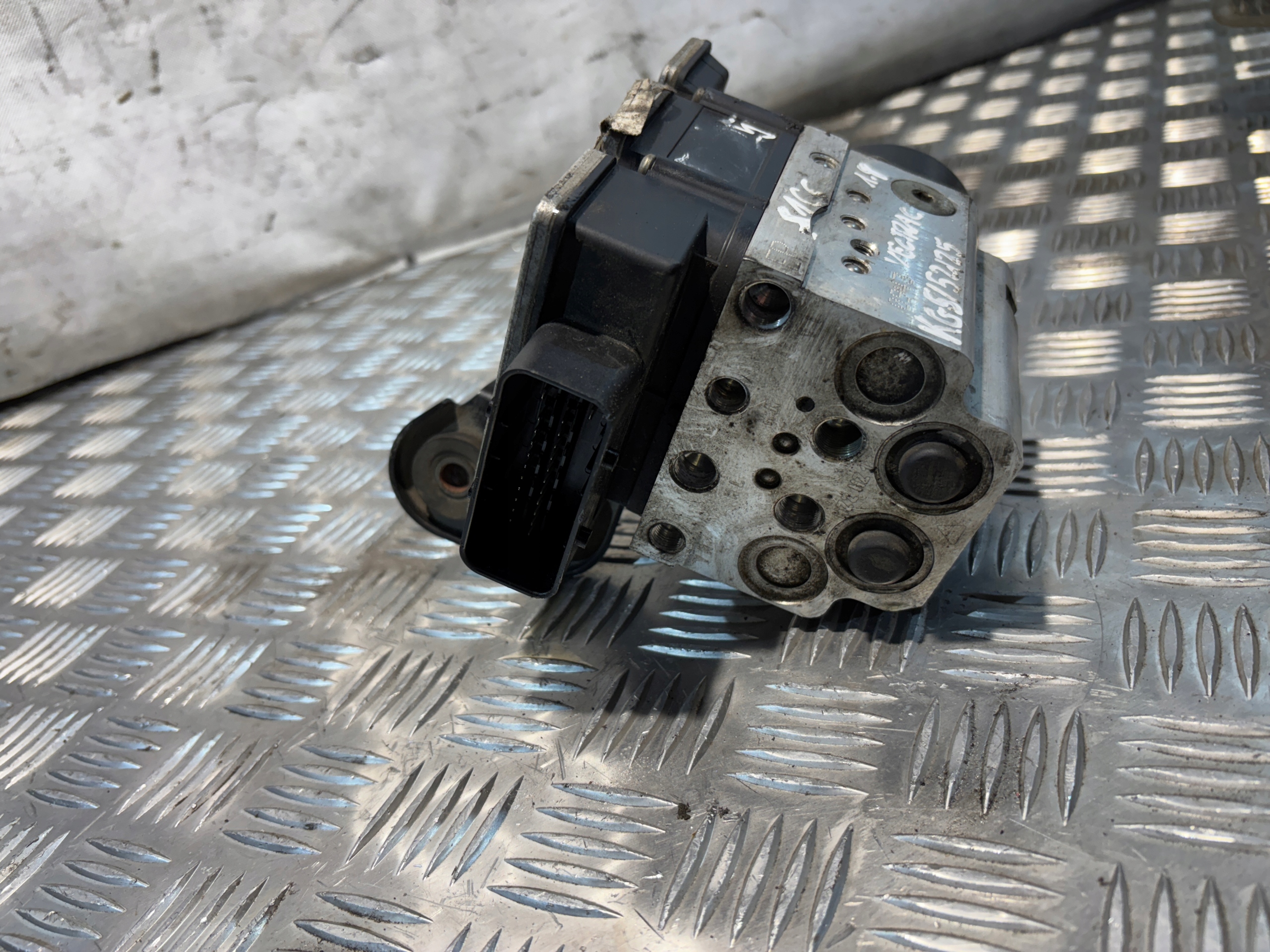 Pompa ABS Opel Vectra C 1,8B 09191497 13663901
