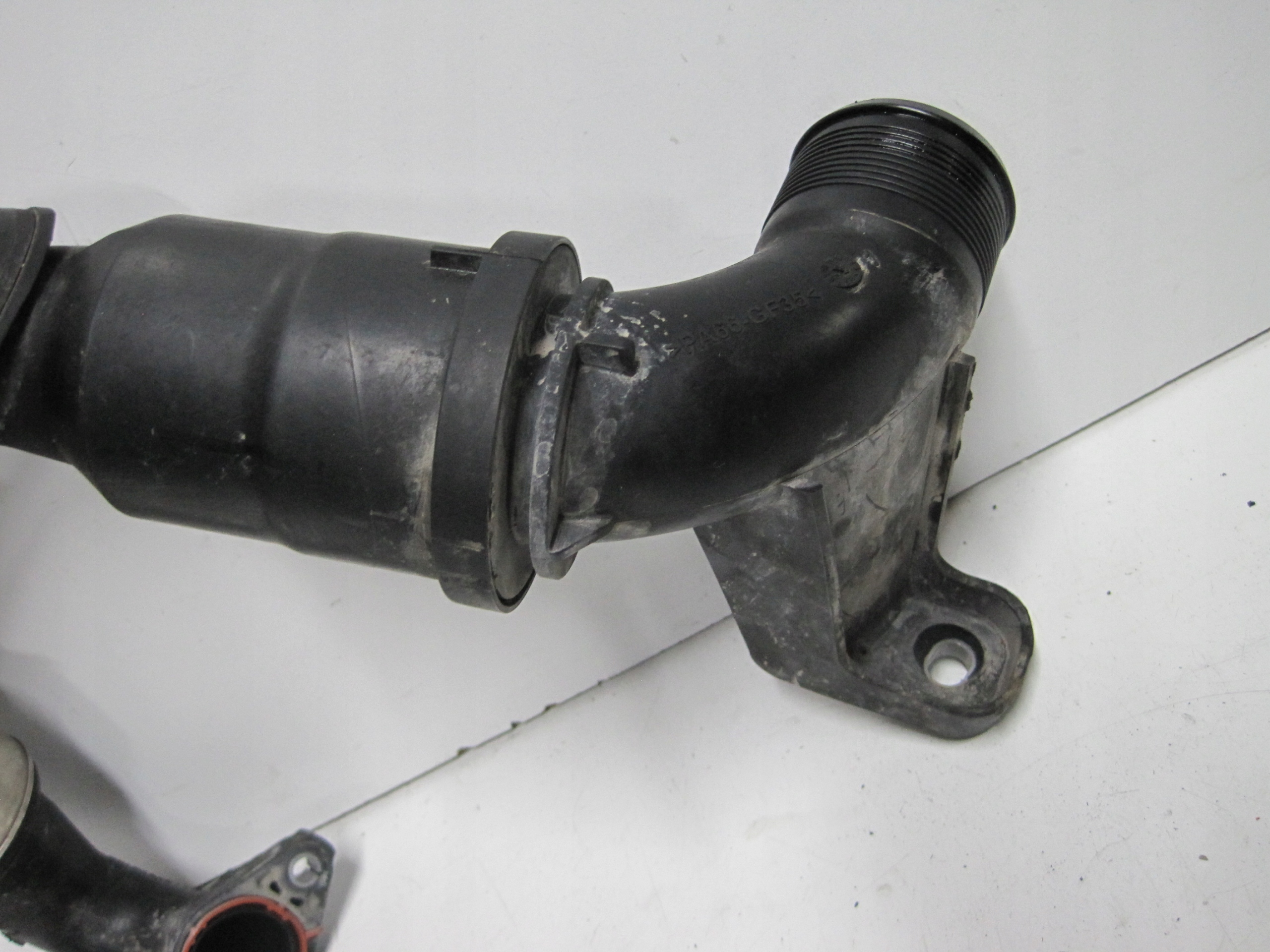 intake air pipe FORD FIESTA MK8 1,0I