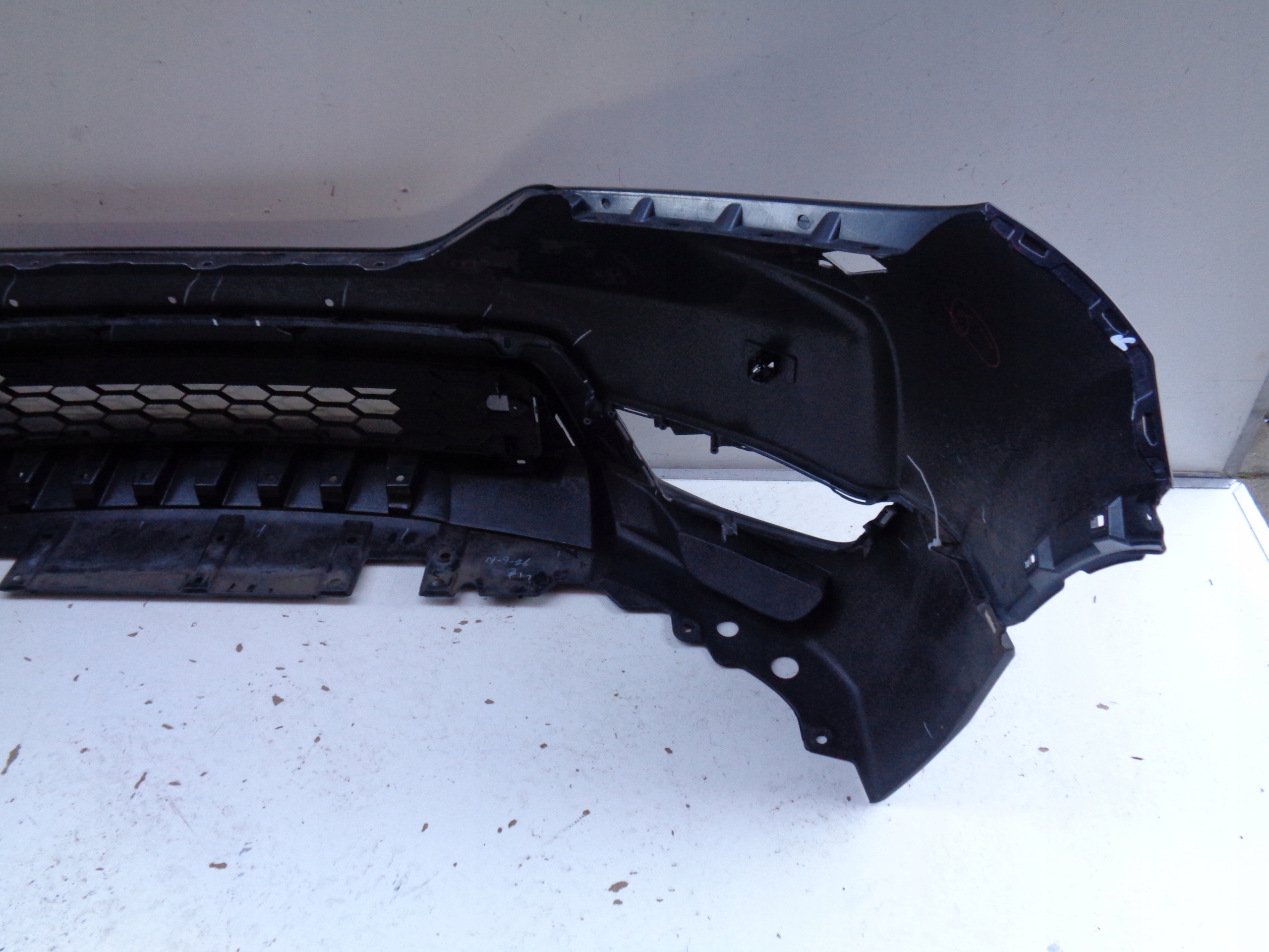 front bumper HONDA CRV V 19-23 NR 44329