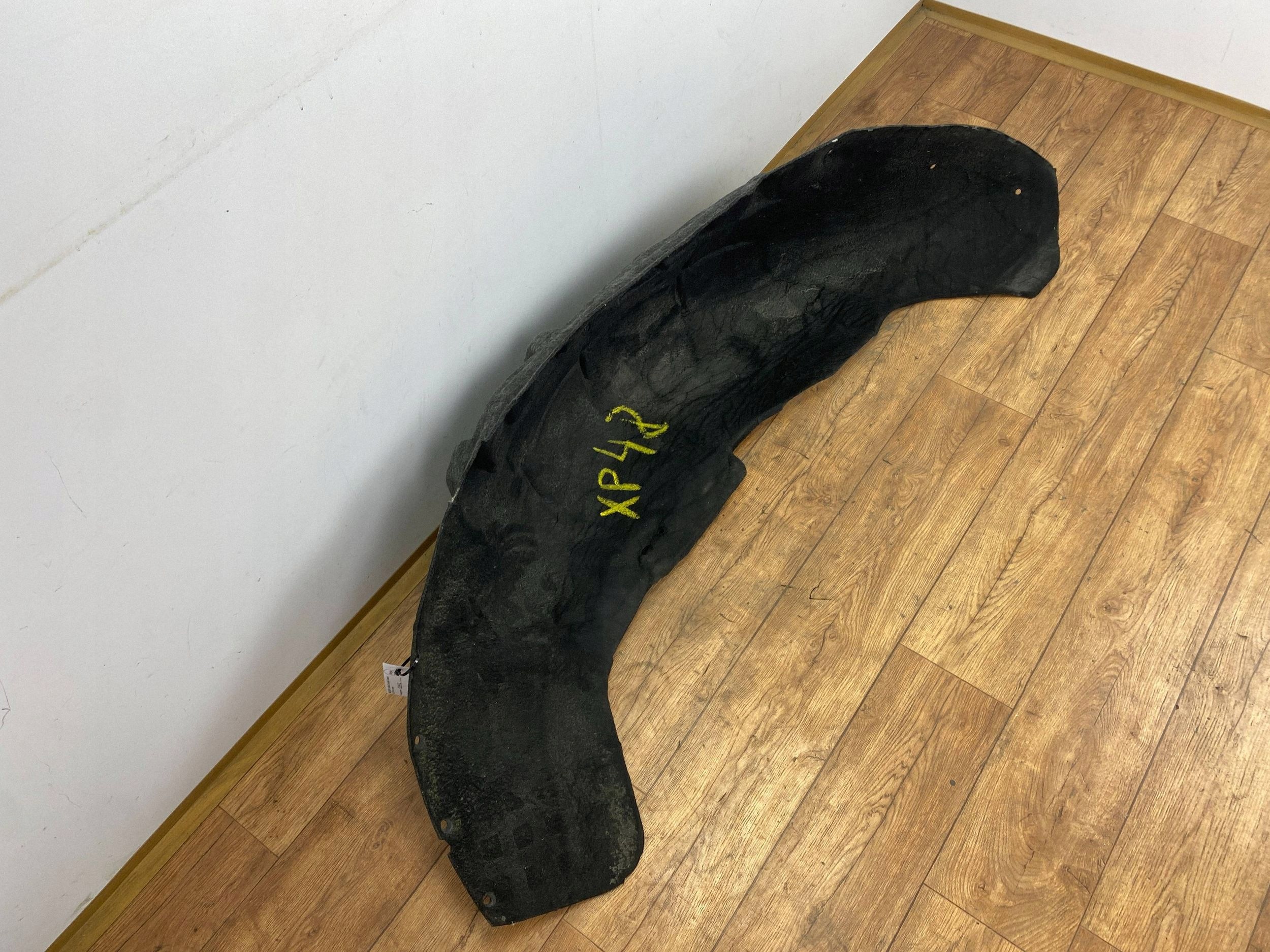 mudguard rear. right Cadillac Escalade IV 2015+