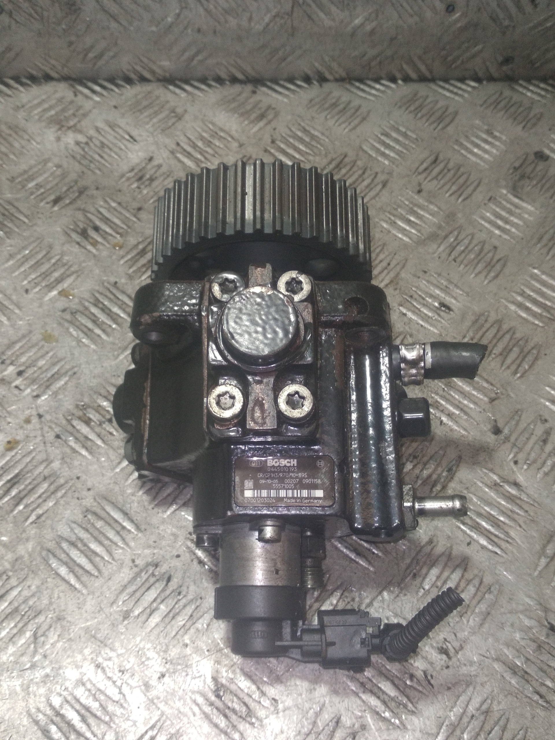 Pompa WYSOKIEGO pressione OPEL INSIGNIA 2.0CDTI 55571005