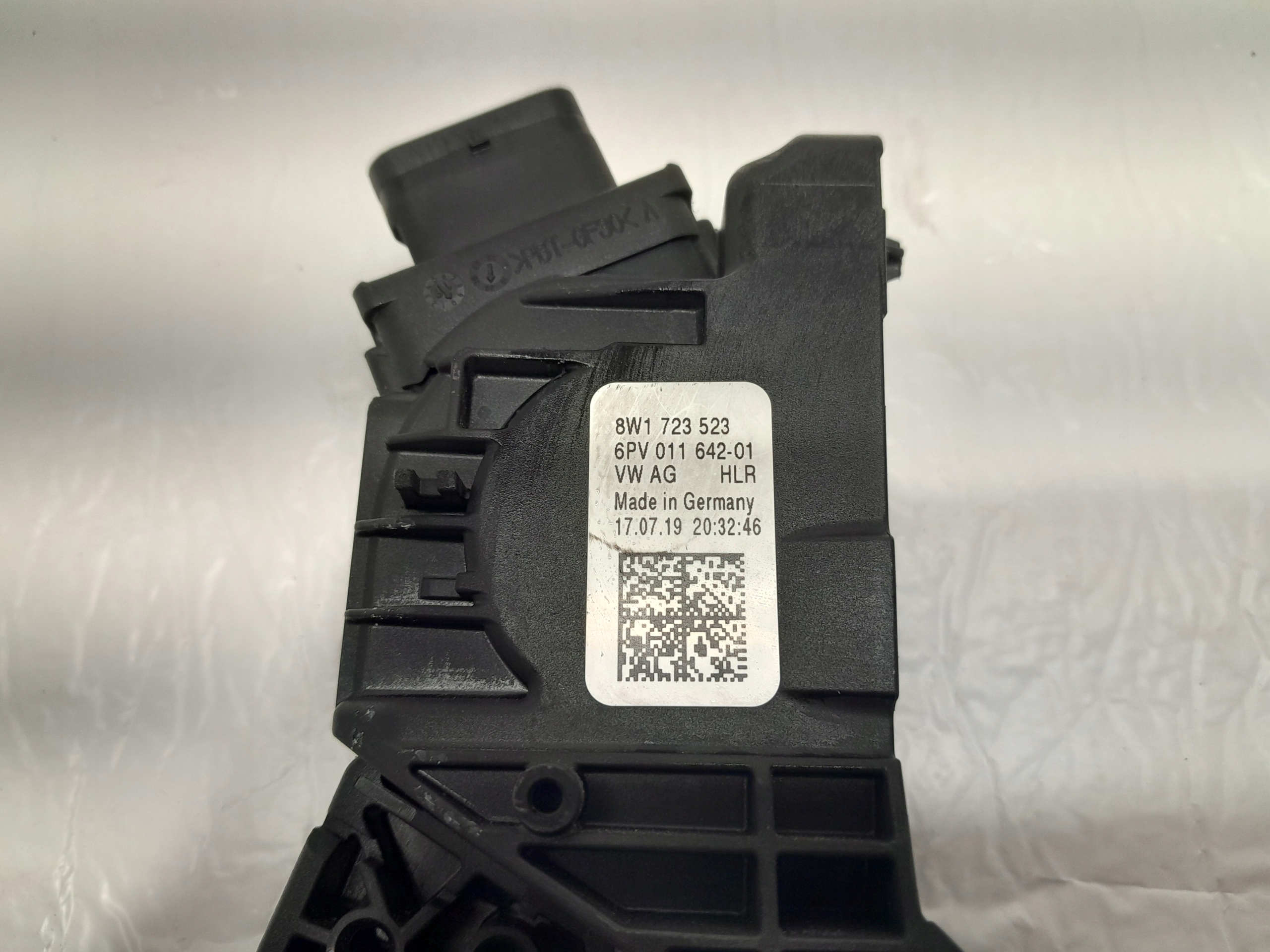 AUDI Q5 80A potentiometer accelerator pedal 8W1723523