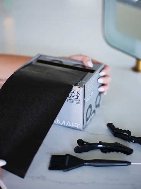 FRAMAR FOLIA FRYZJERSKA ALUMINIOWA RYFLOWANA W ROLCE BLACK IN BLACK 101m Marka inna marka