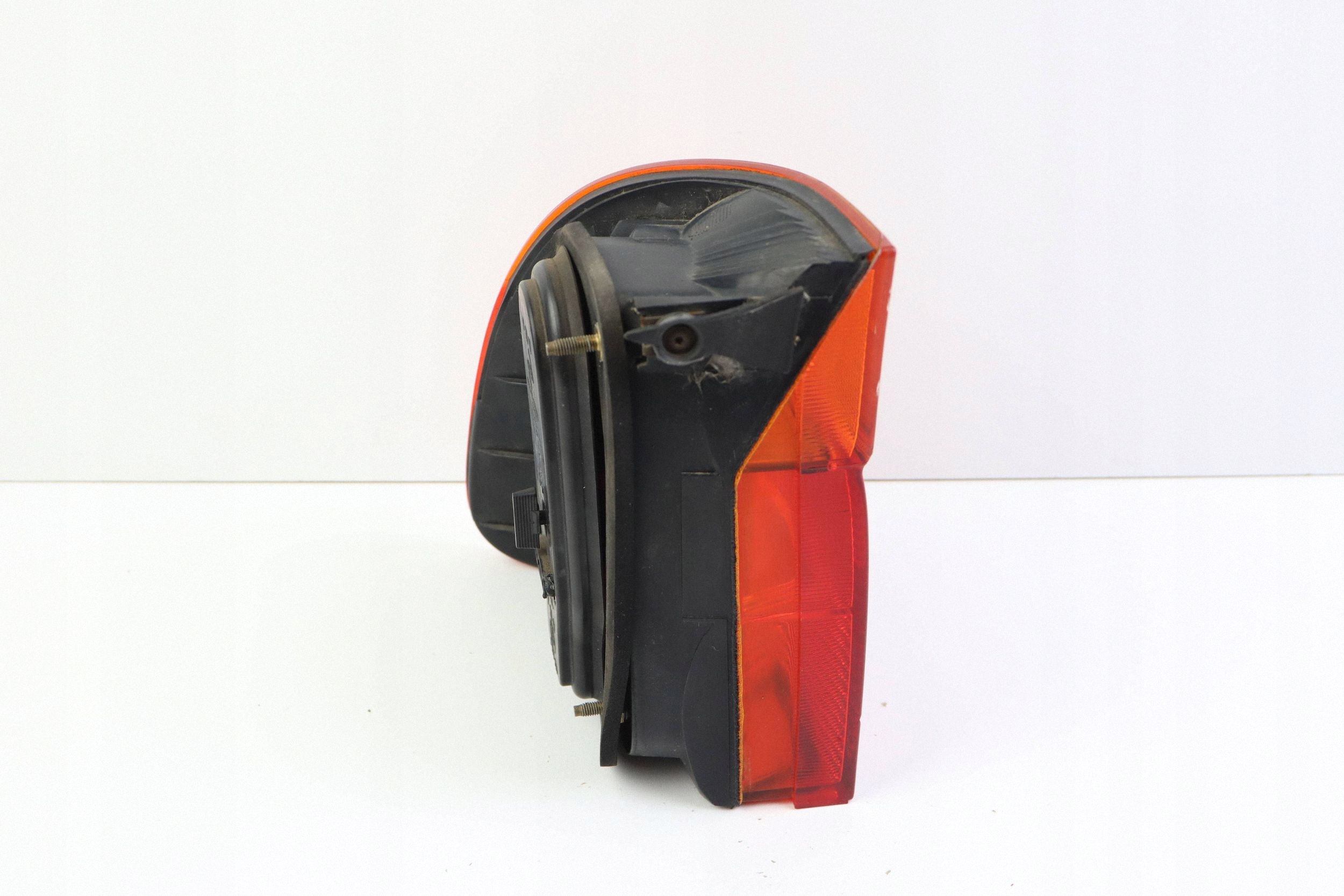 BMW 5 E39 light right rear rear part KOMBI EUROPA 8371324