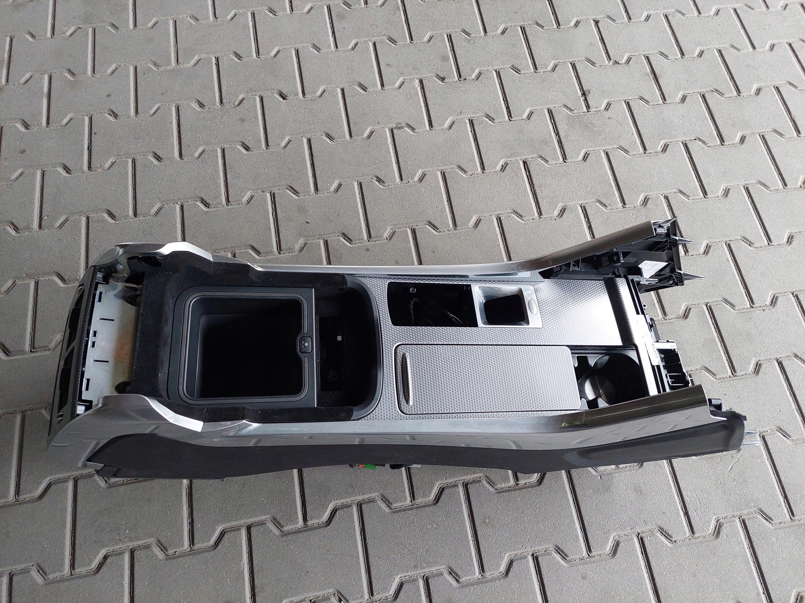 TUNEL mitte LODOWKA RANGE ROVER SPORT II L494 LIFT