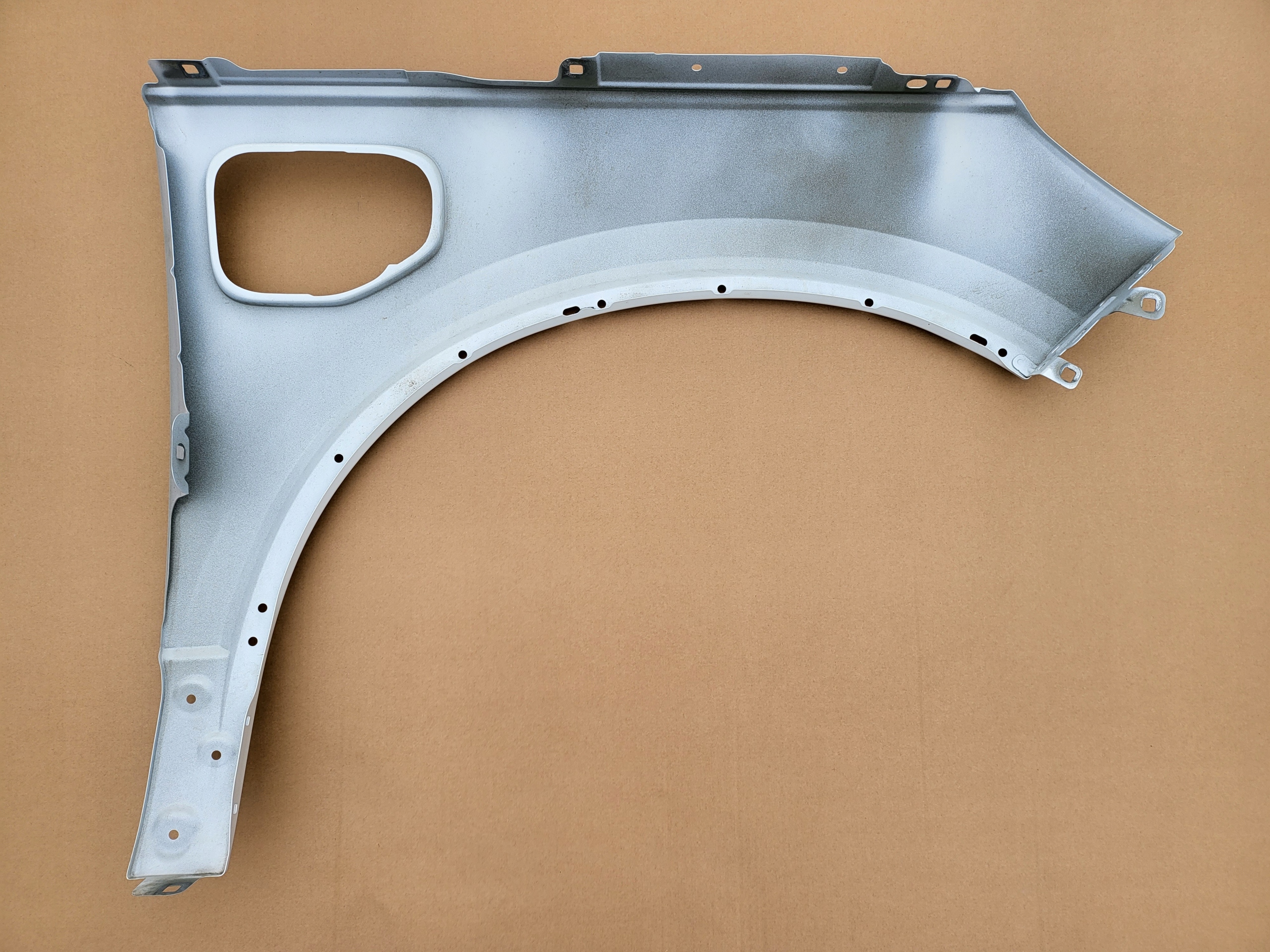 sinistra parafango VOLVO XC40 spoiler-IN HYBRID colore 707