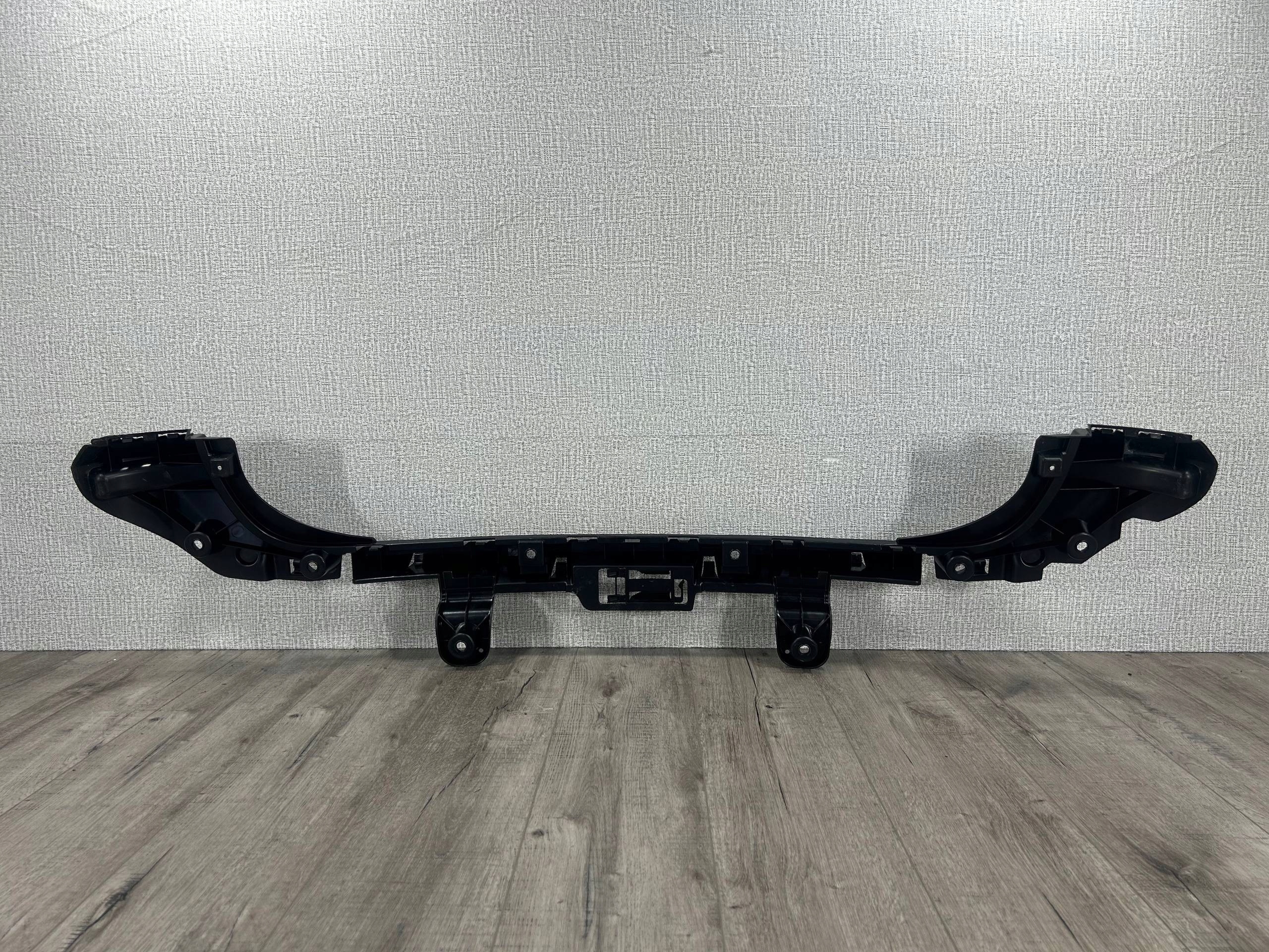 BMW X1 E84 Support montage pare-chocs Arrière Moyenne 4884482