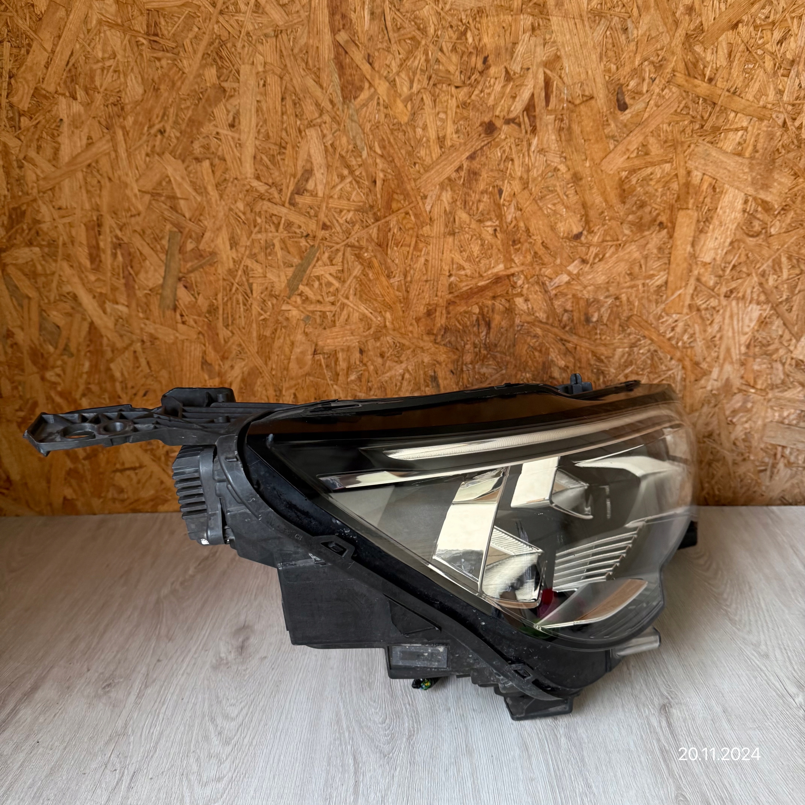 light complete front right PEUGEOT 5008 II 9810478080 LED