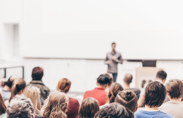 KOLUMNA AKTYWNA BLAUPUNKT PS11DB BLUETOOTH KARAOKE Czas pracy 4 h