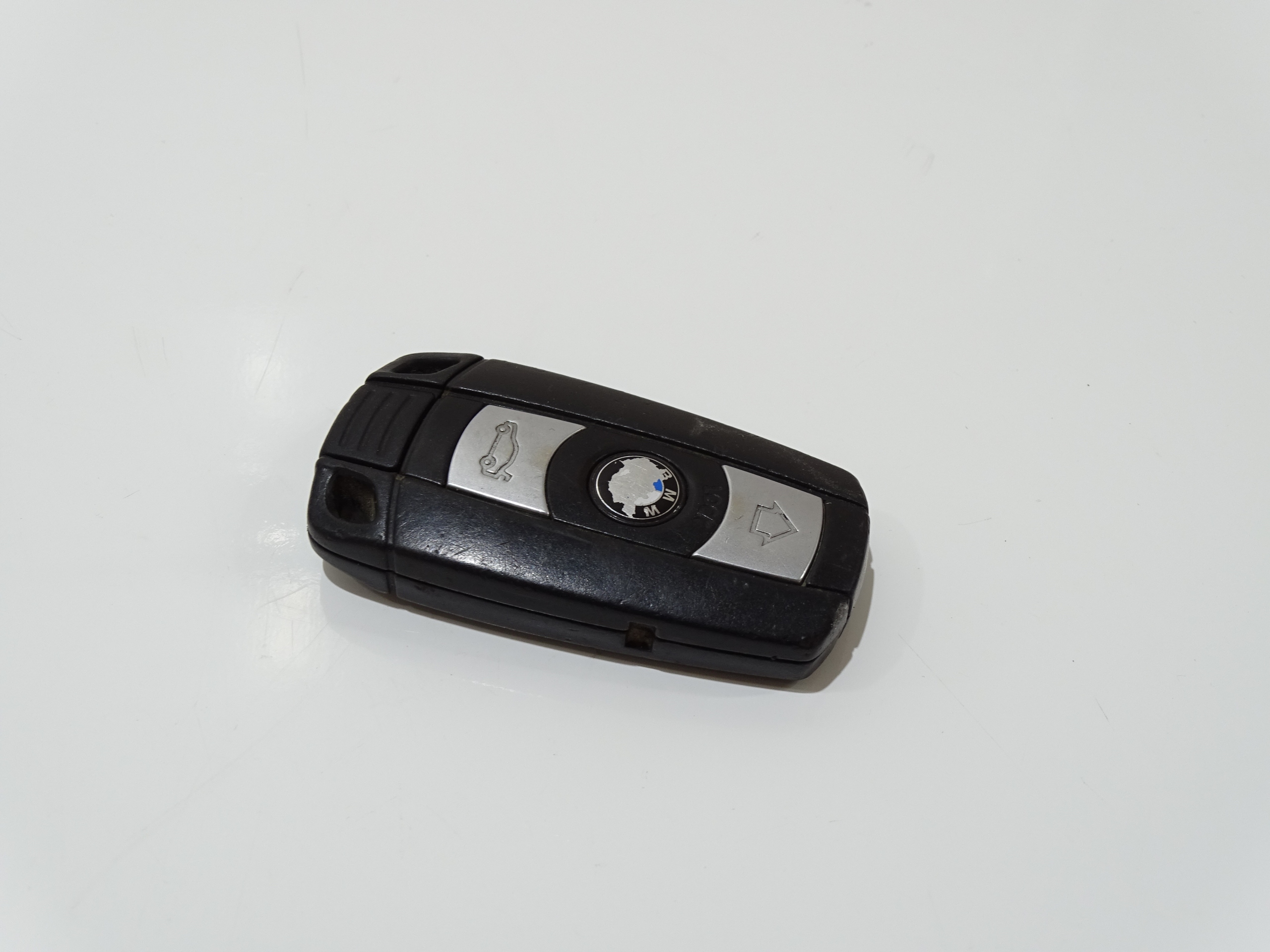 ključ PILOT BMW E60 E61 E87 E90 OE (4642671)
