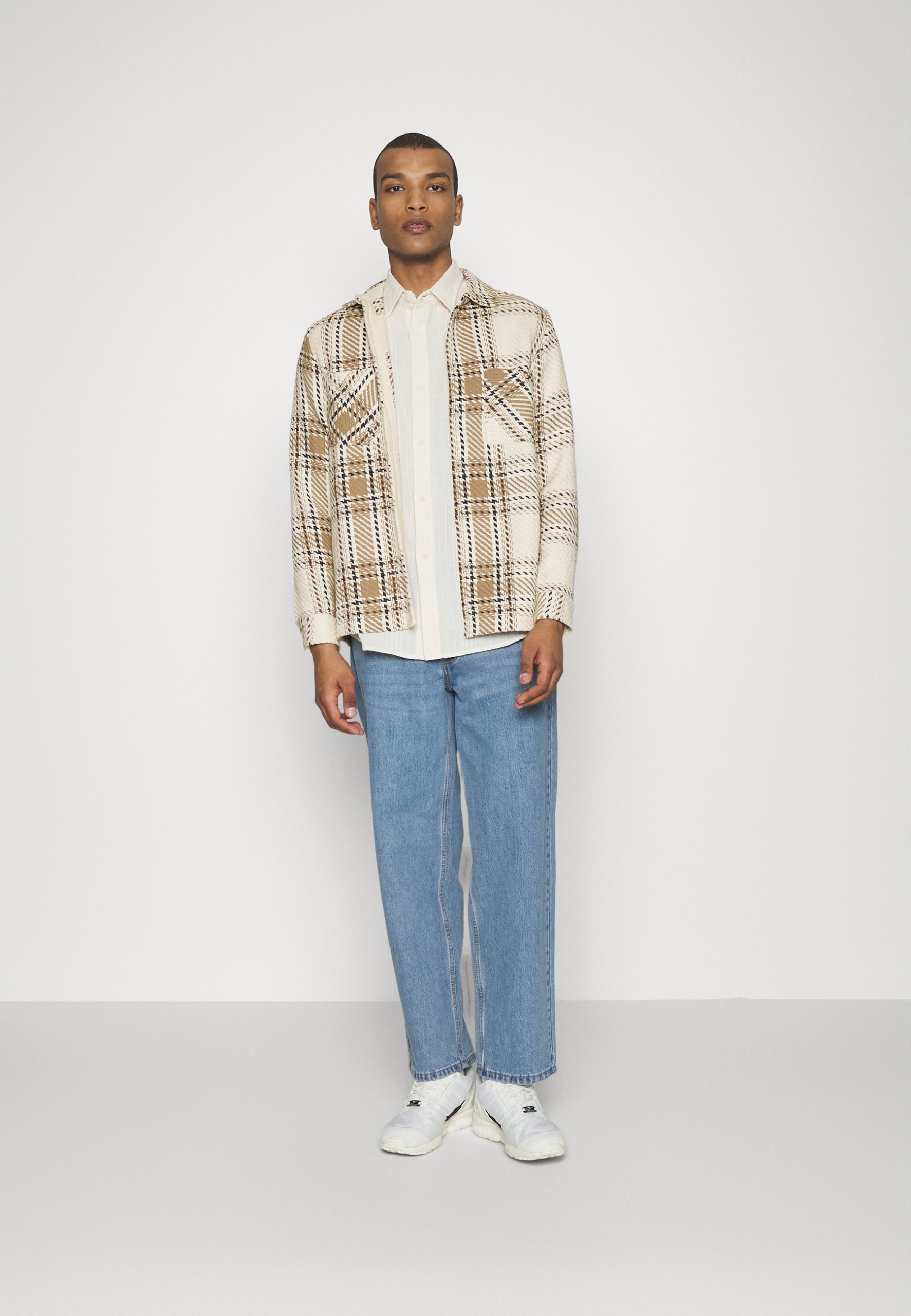 Svrchní košile s mixem vzorů Wax London M