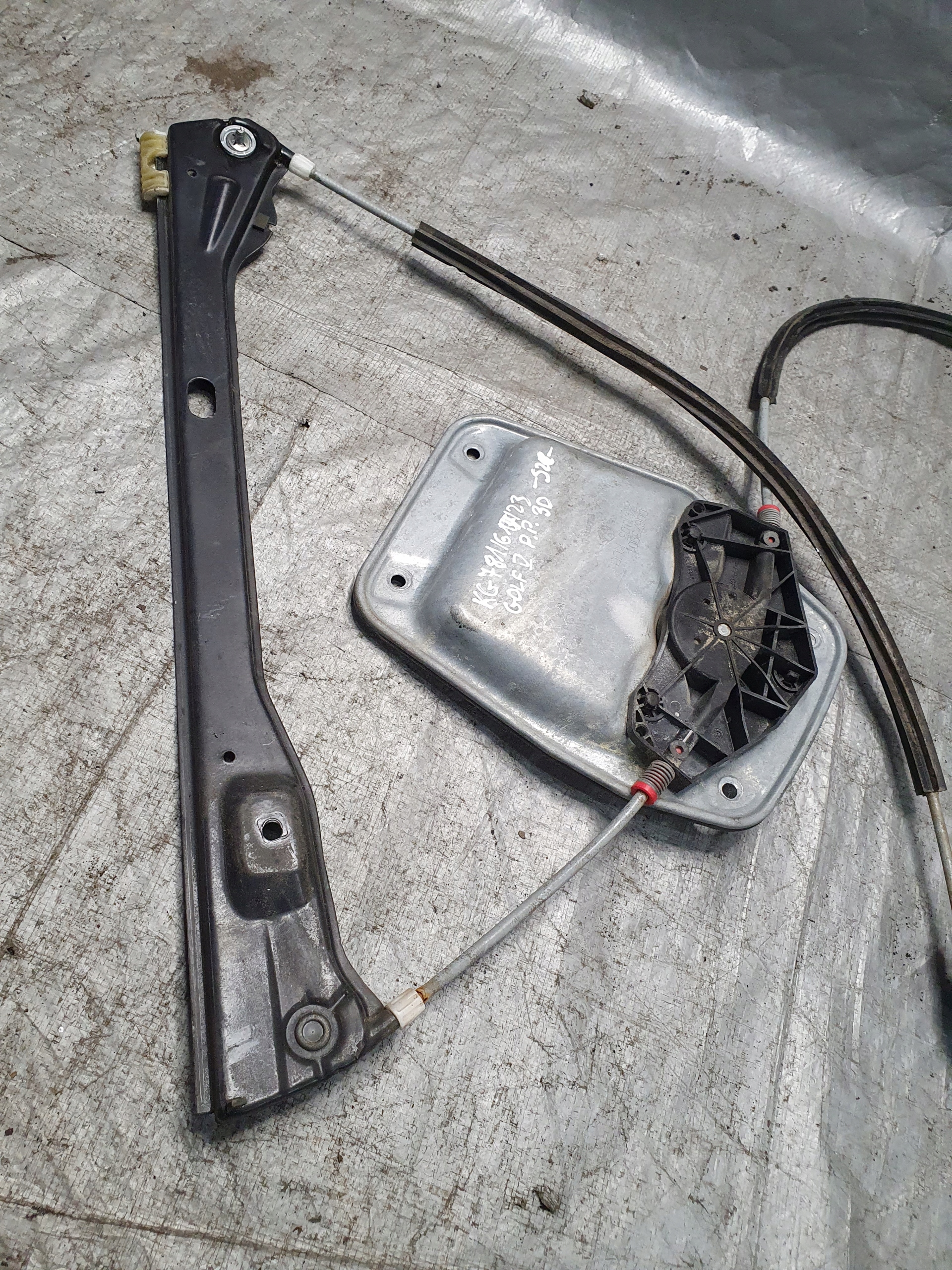 lift ELEK. right front VOLKSWAGEN GOLF 5 V 06r. 3D