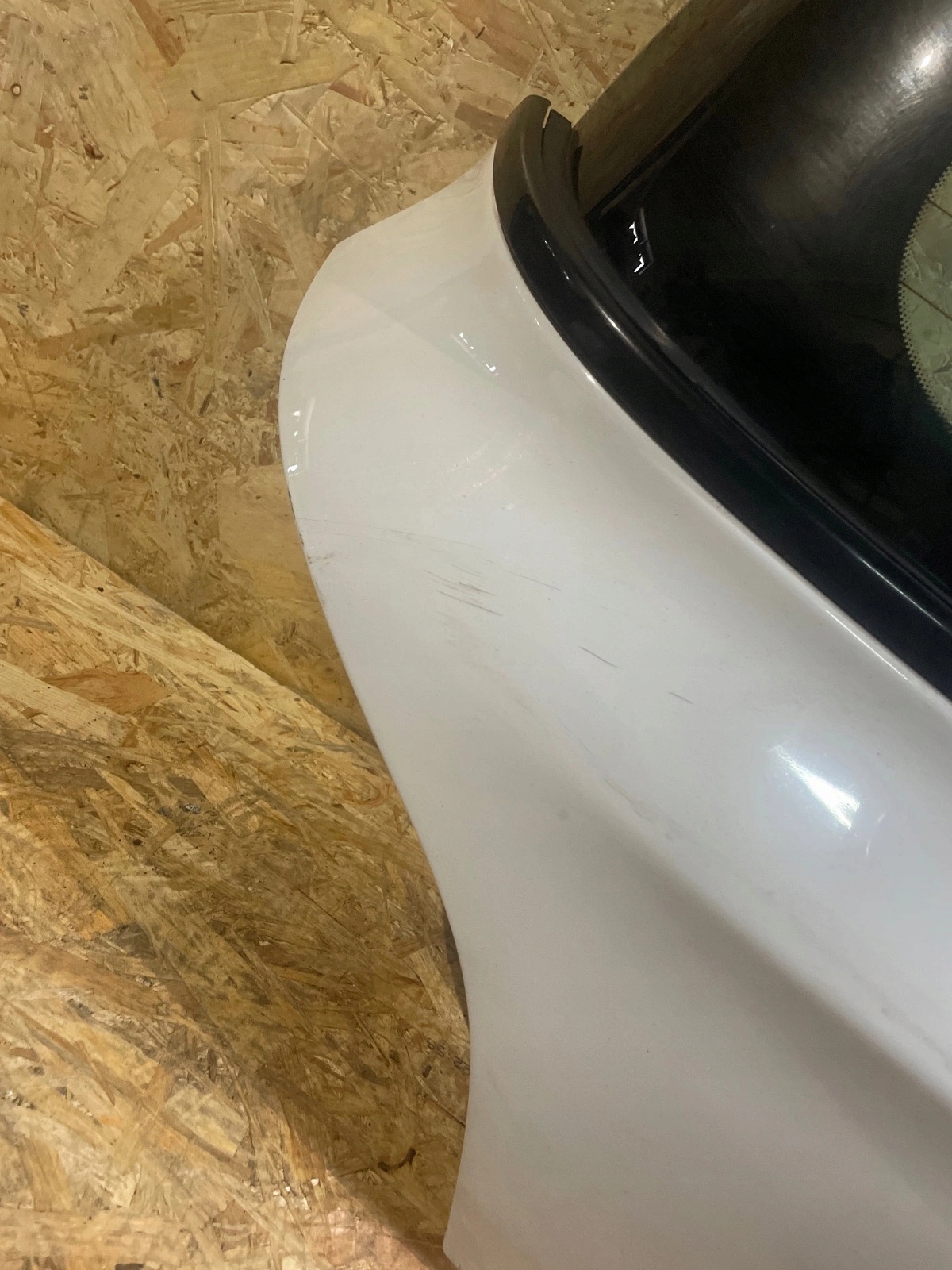 trunk door boot Opel Adam Biala
