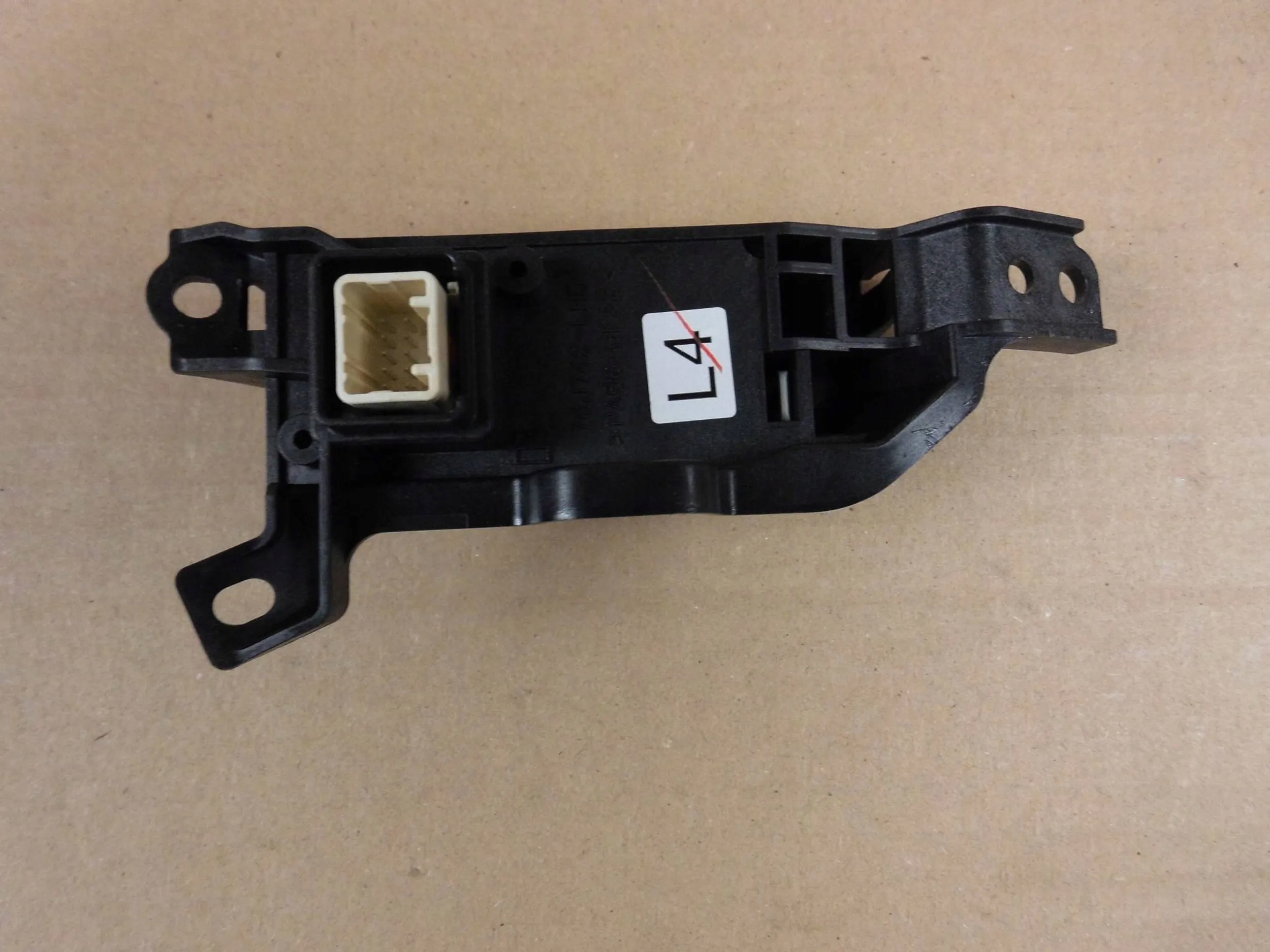 Lexus NX300H bildschirm, schalt getriebe panel 76J742-LHD