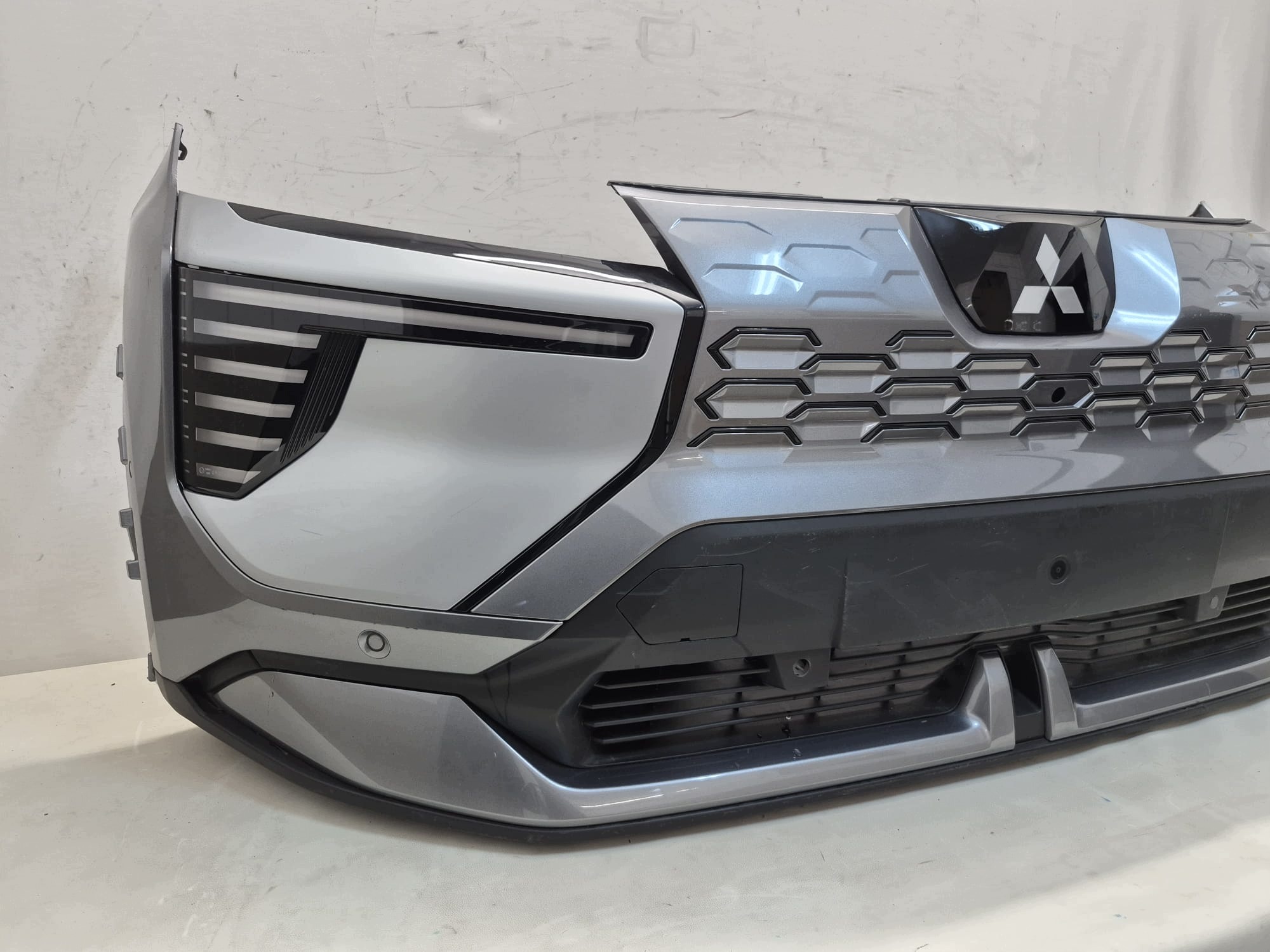 MITSUBISHI ECLIPSE CROSS II 26- bumper front front PDC 620329930R