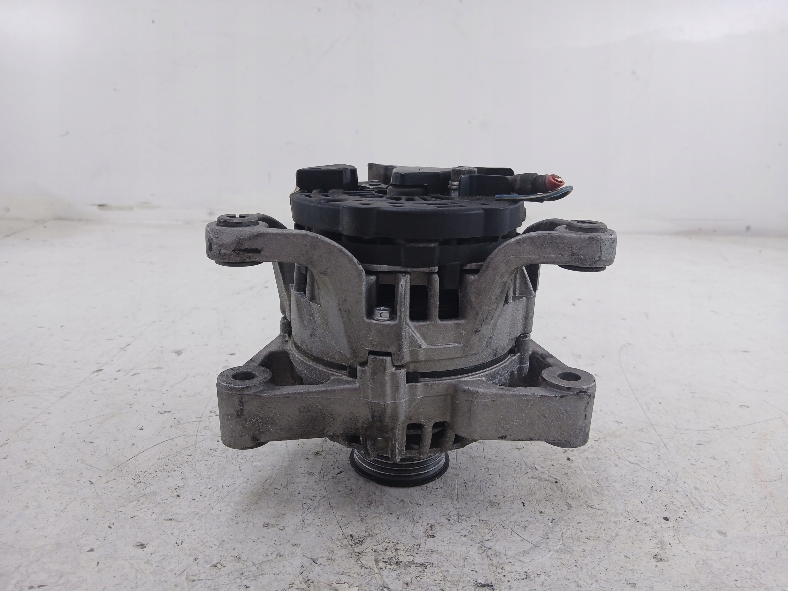 OPEL CORSA C 1.2 alternatore 09133599 70A