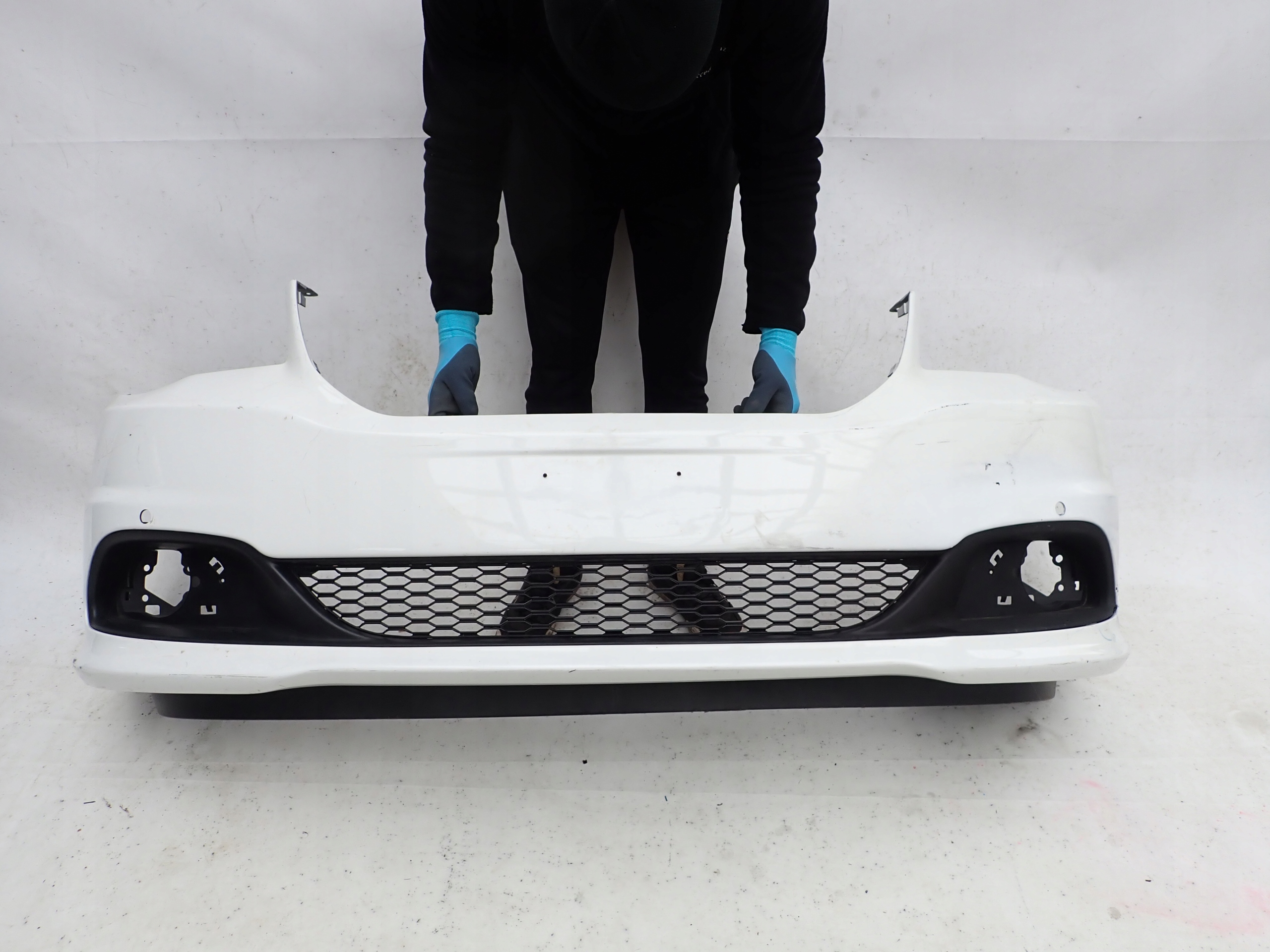 RAM C/V 11-15 bumper front front PDC