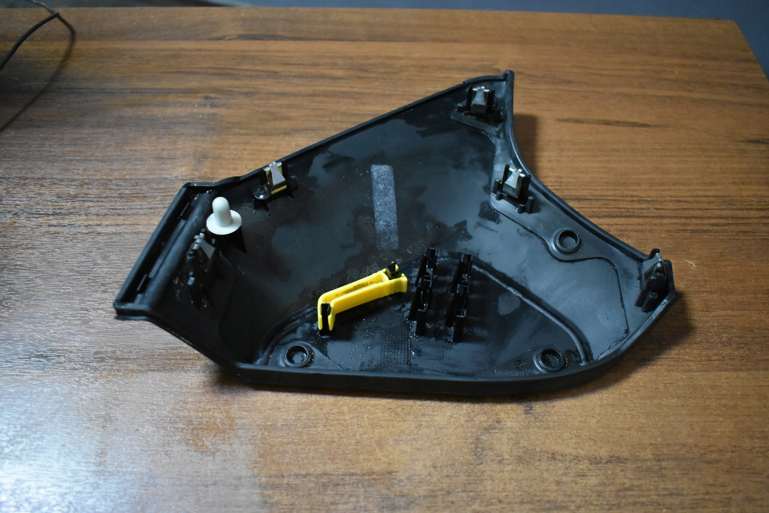 IDEALNA cover consoles left PORSCHE TAYCAN 1 9