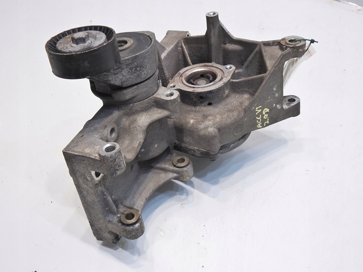 лапа Двигателя РОЛИК насос воды Accord VI 2.0 d