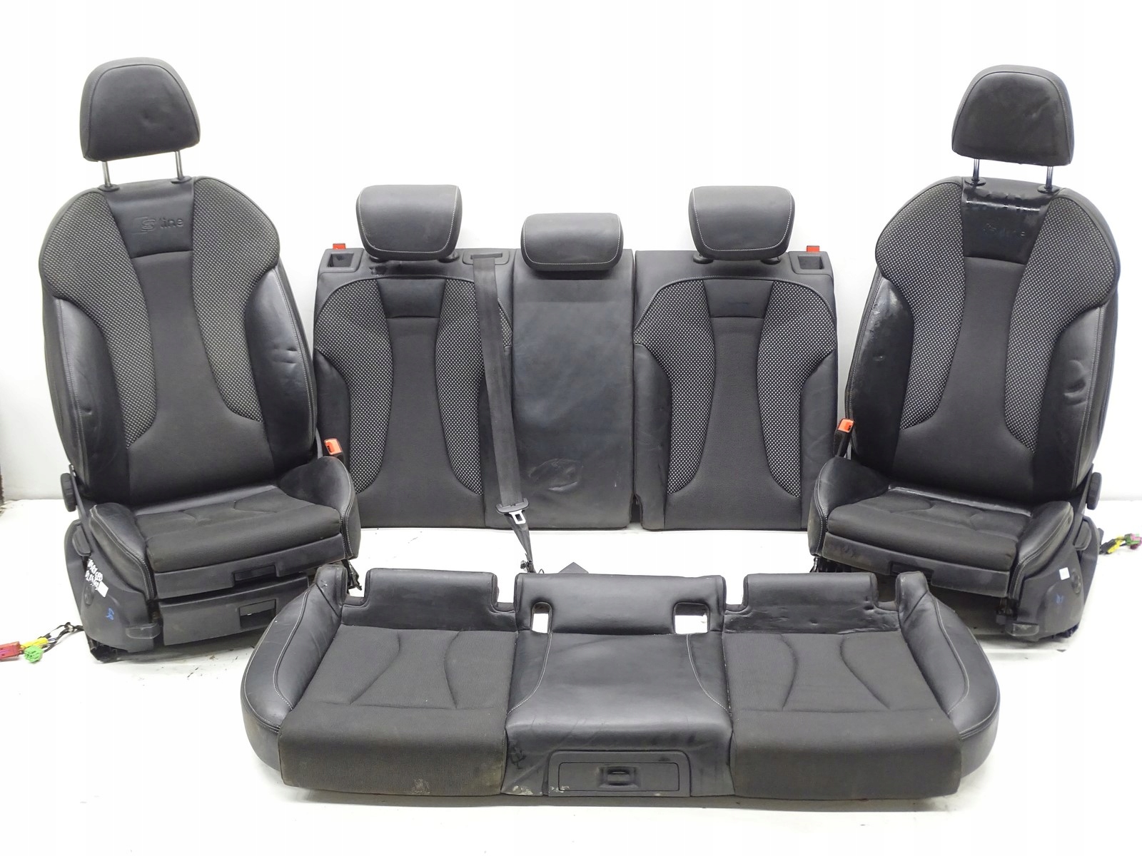 КОМПЛЕКТ СИДЕНЬЯ СИДЕНИЕ СПИНКА SKORA AUDI A3v S-LINE HBd