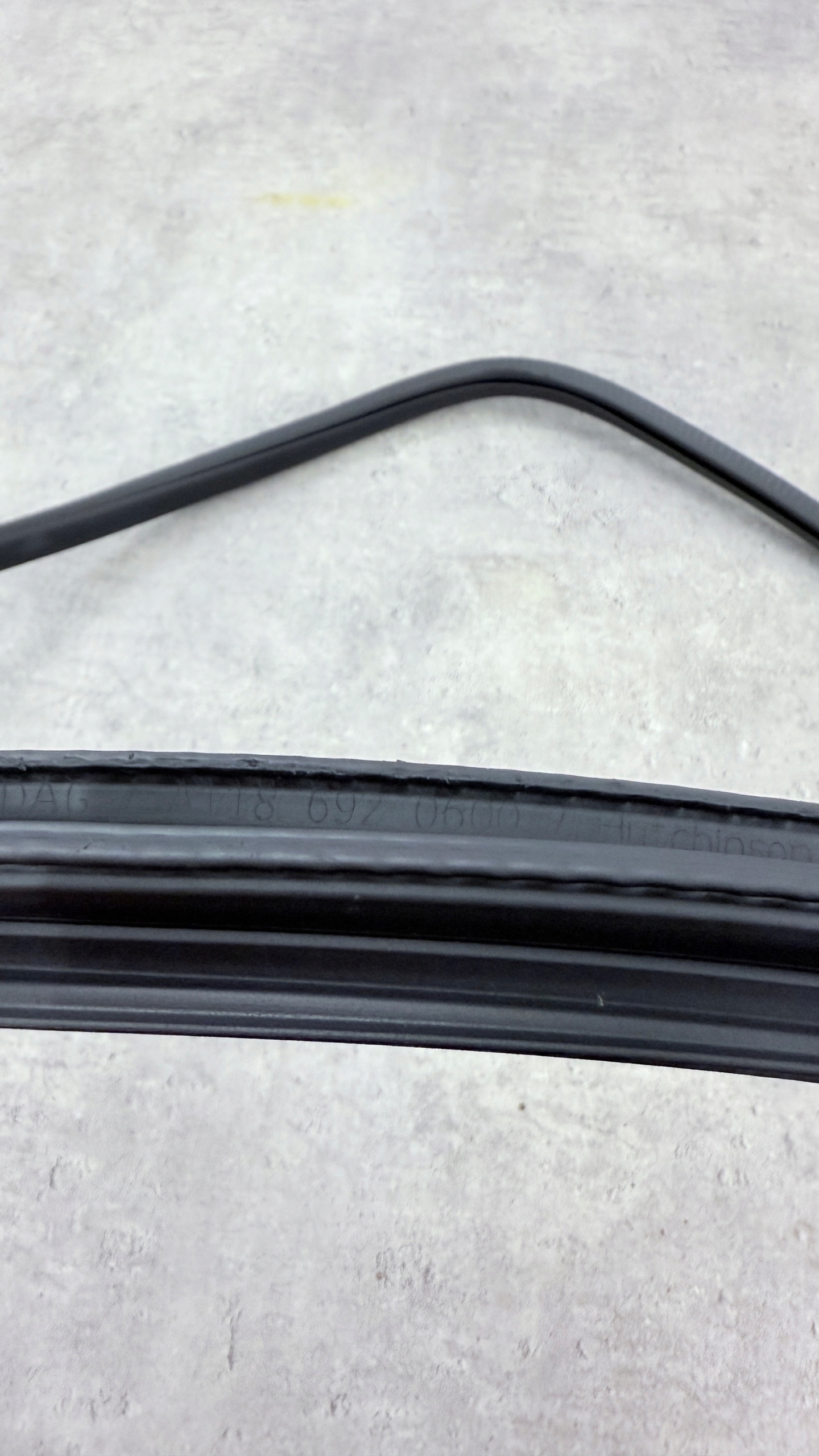 MERCEDES W118 CLA gasket door right front front A1186920600