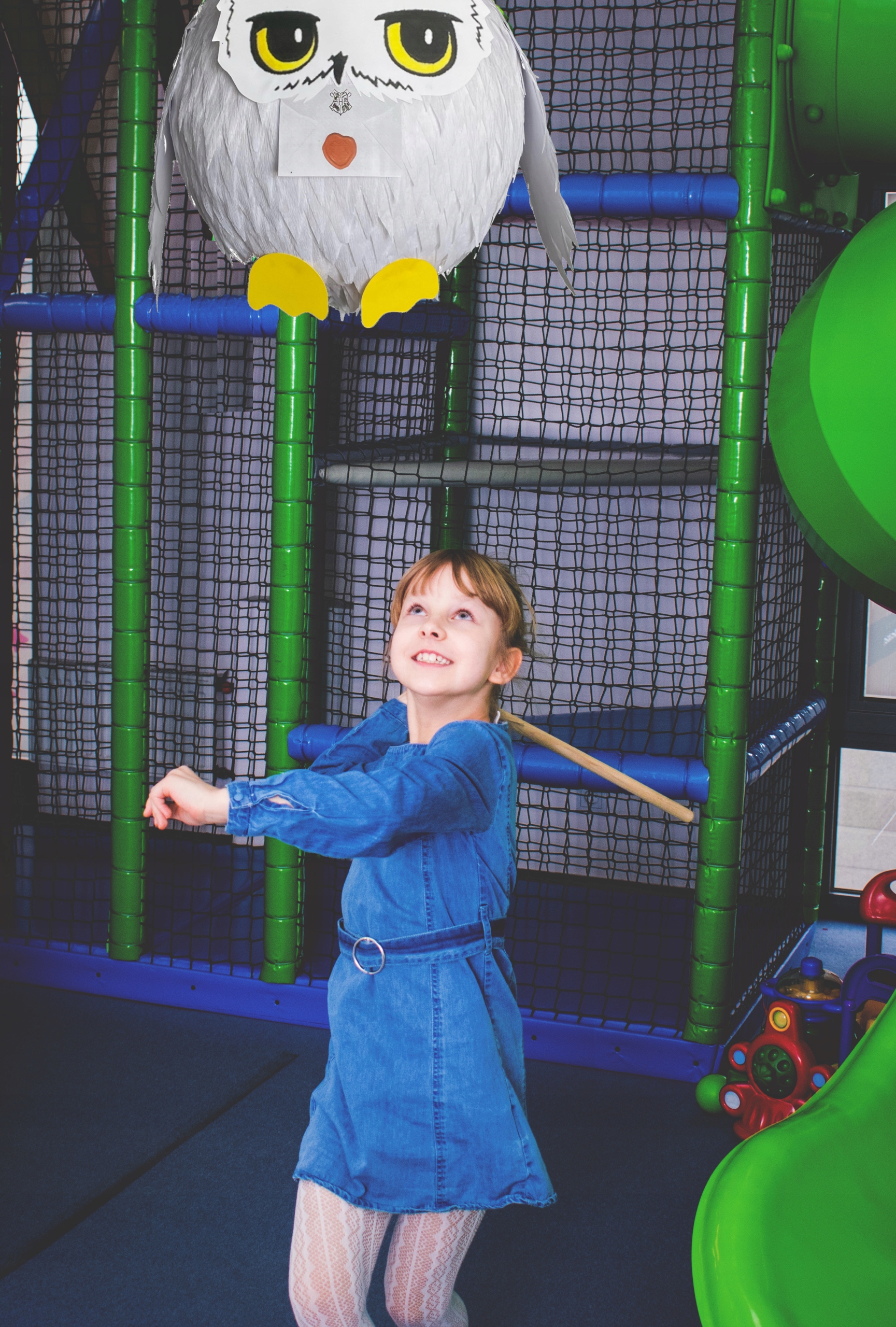 PINIATA sowa Hedwiga Harry Potter dodatki Wysokość produktu 31 cm