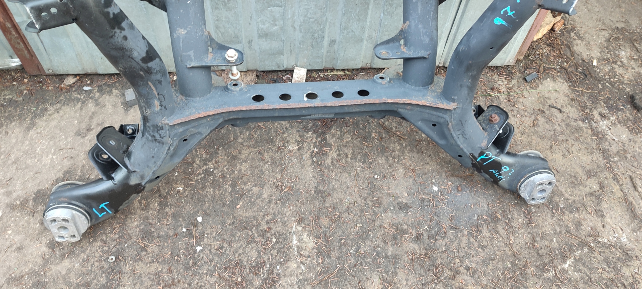 Achsträger hinten Achsträger AUDI Q7 7L0599338A