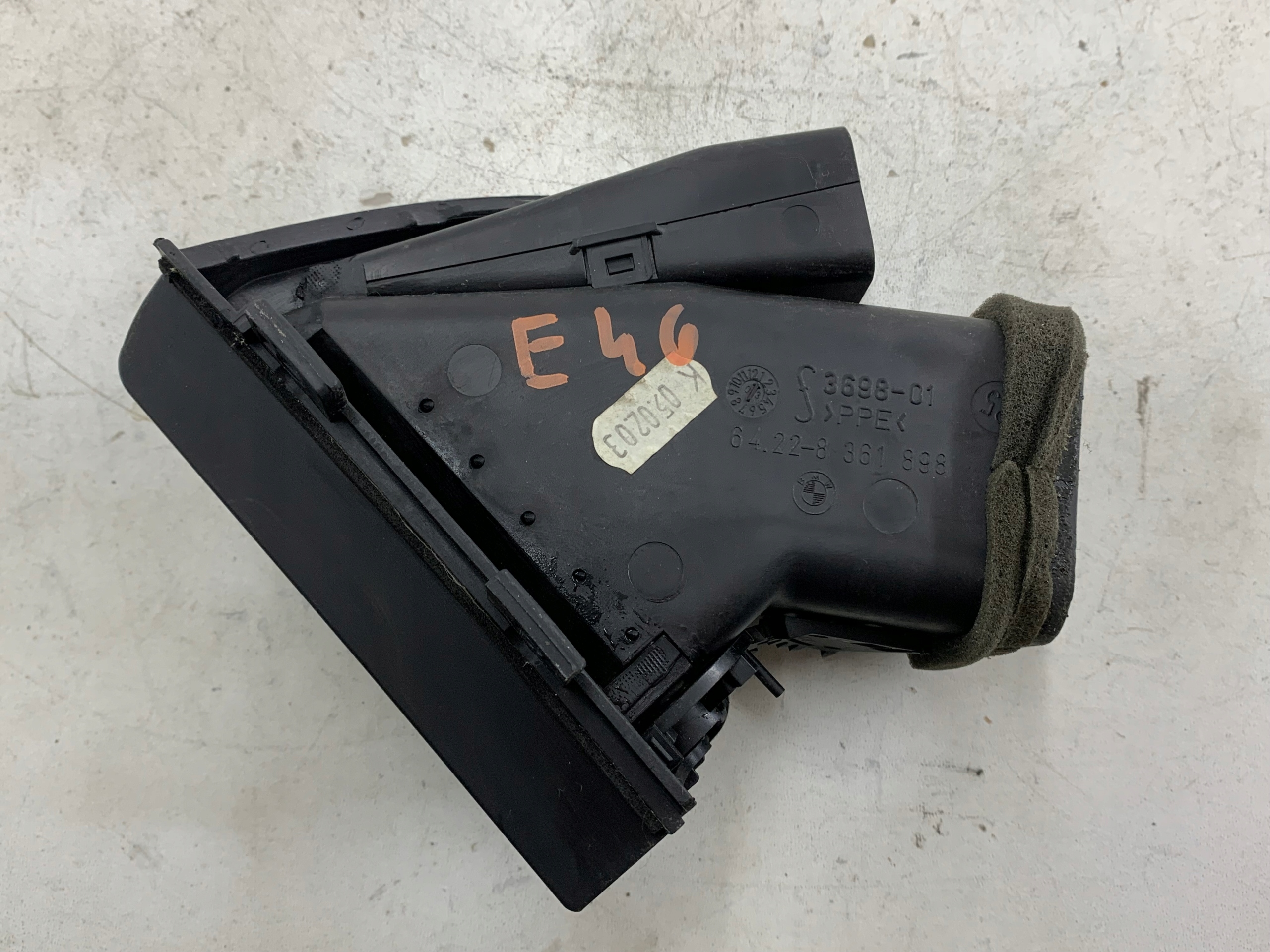 BMW E46 grid air conditioning devices right 8361898