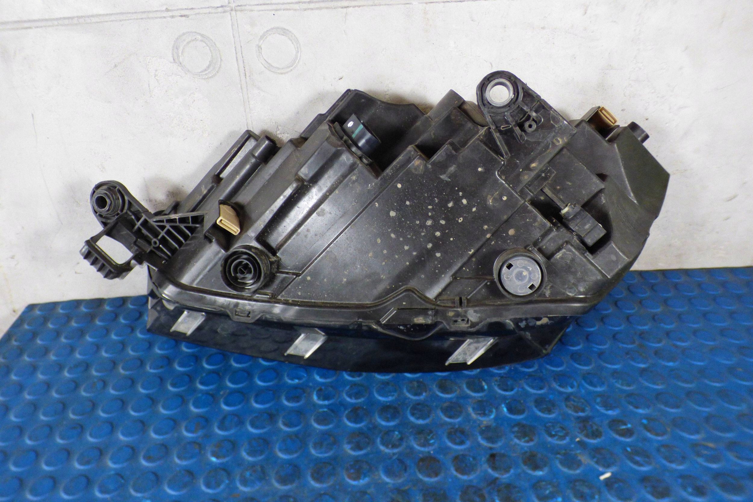 Skoda Fabia IV FULL LED reflektor light right 6VB941016 original EUROPA