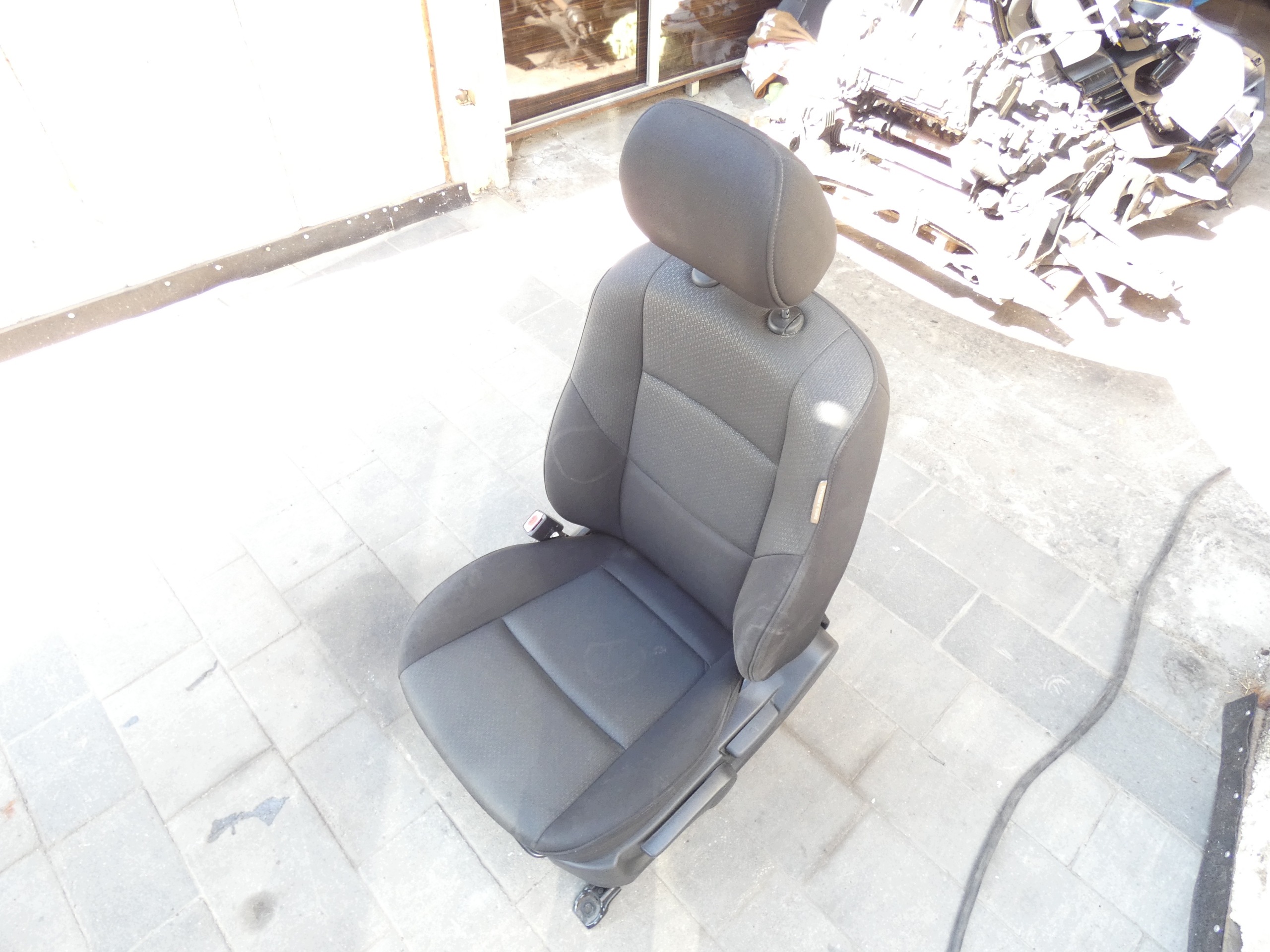 seat left front driver´s HYUNDAI I30 and FD 5D 07-12